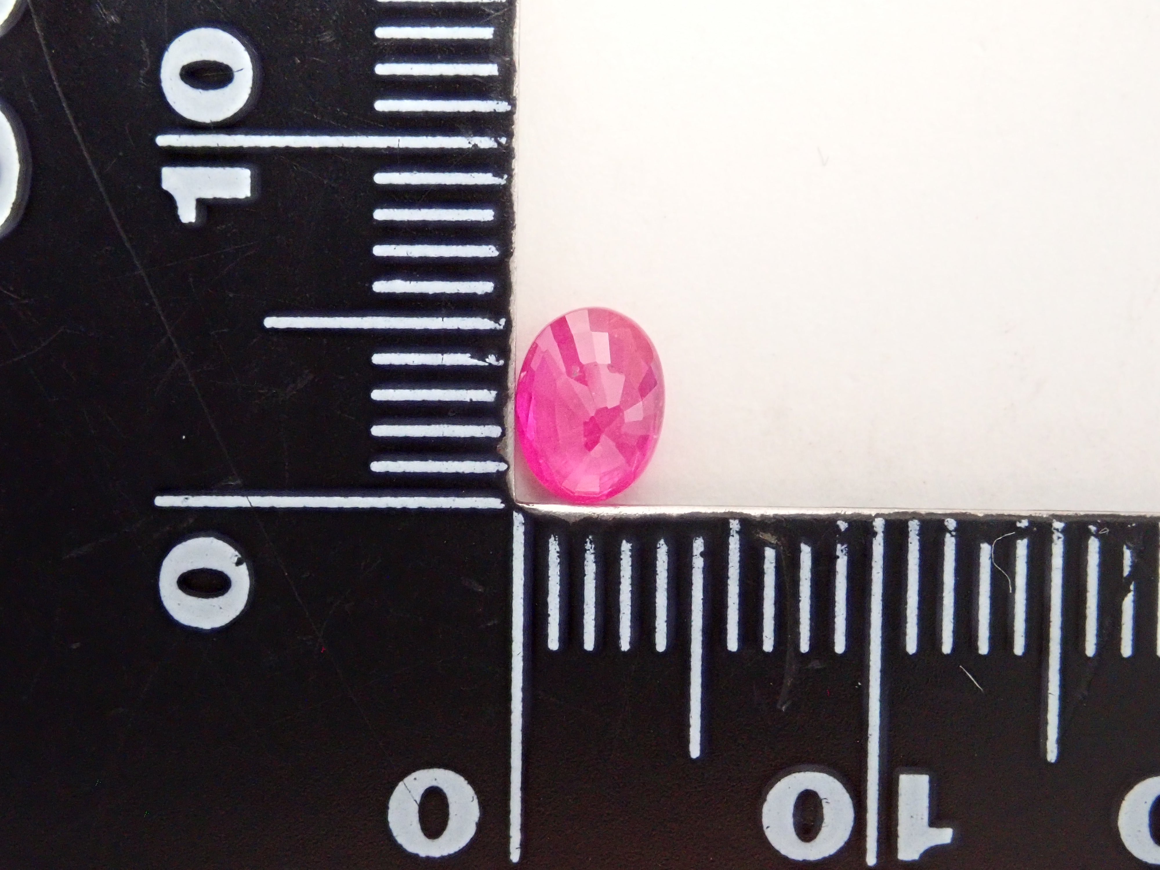 【12/22 22時販売】モザンビーク産ルビー 0.537ctルース