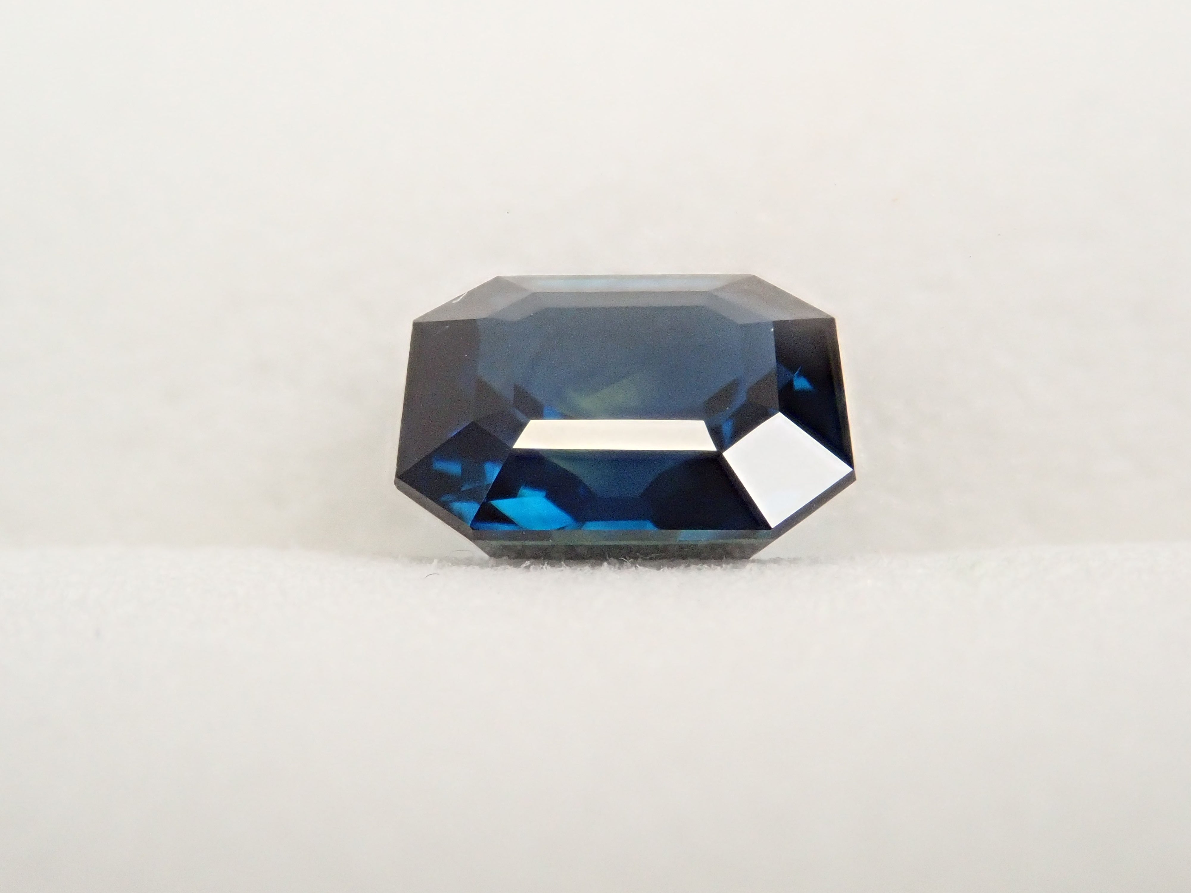 【1/24 22時販売】ティールブルーサファイア 1.689ctルース