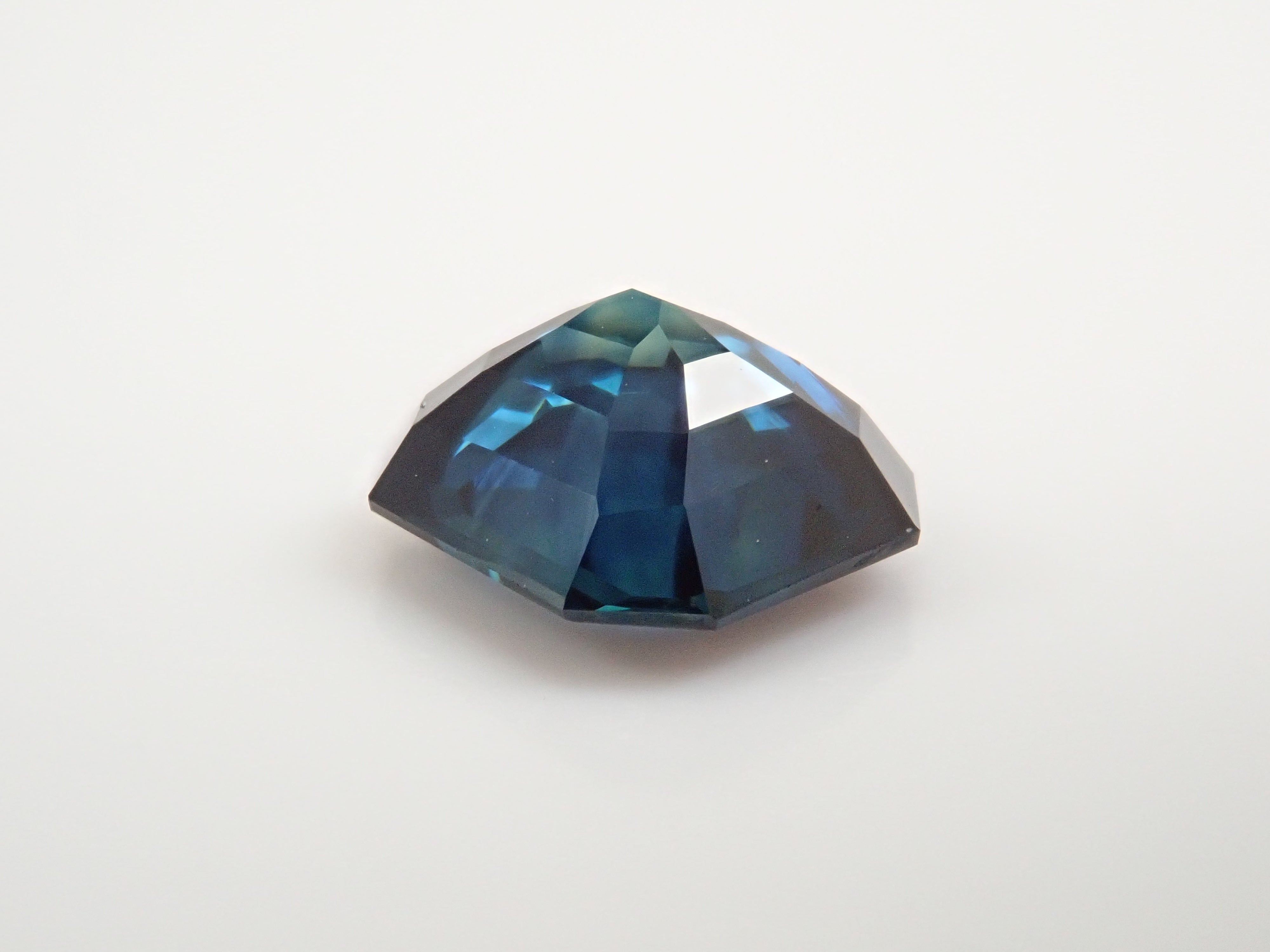 【1/24 22時販売】ティールブルーサファイア 1.689ctルース