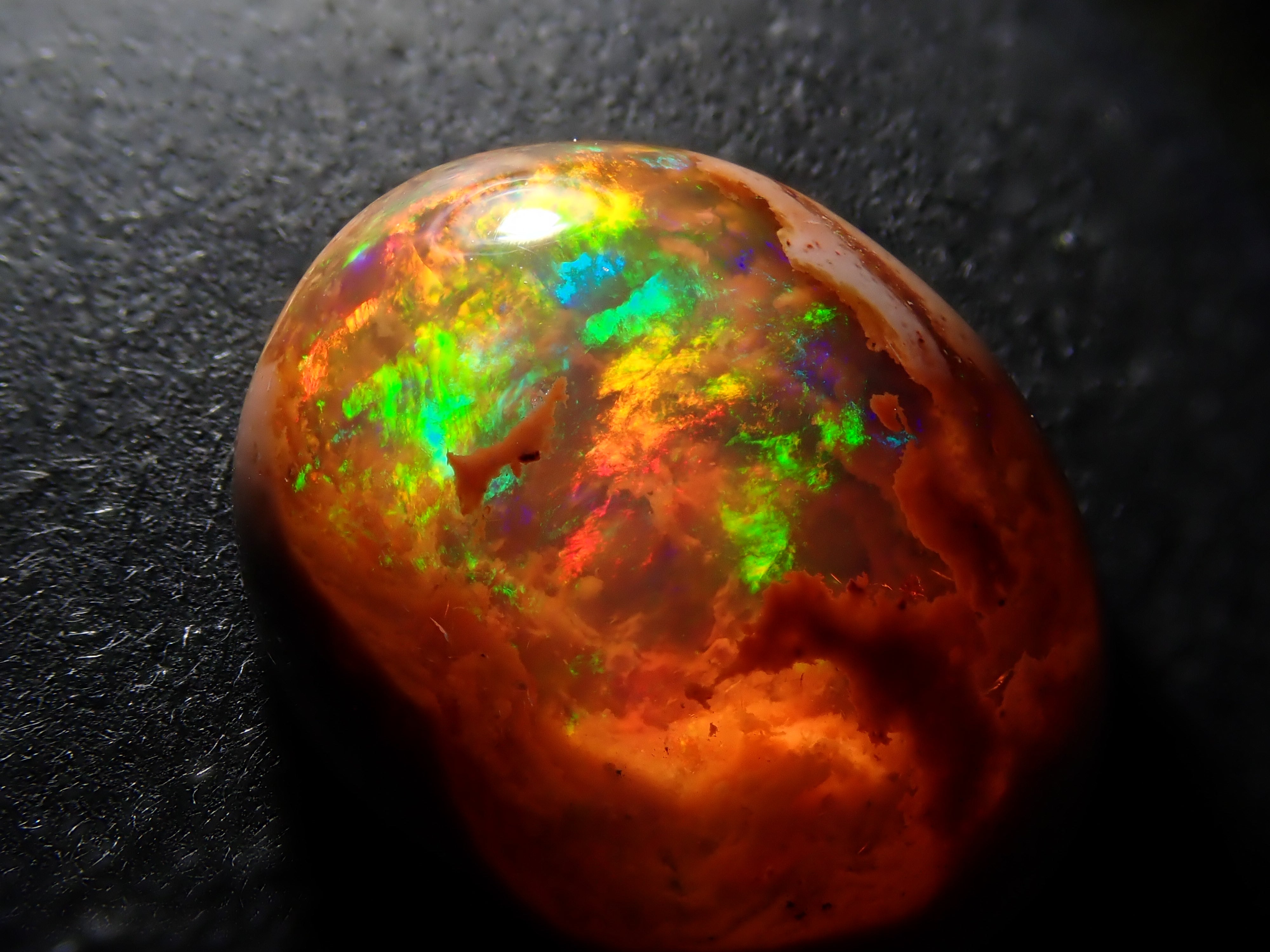 [12561690] Mexican Cantera Opal 9.166ct Loose