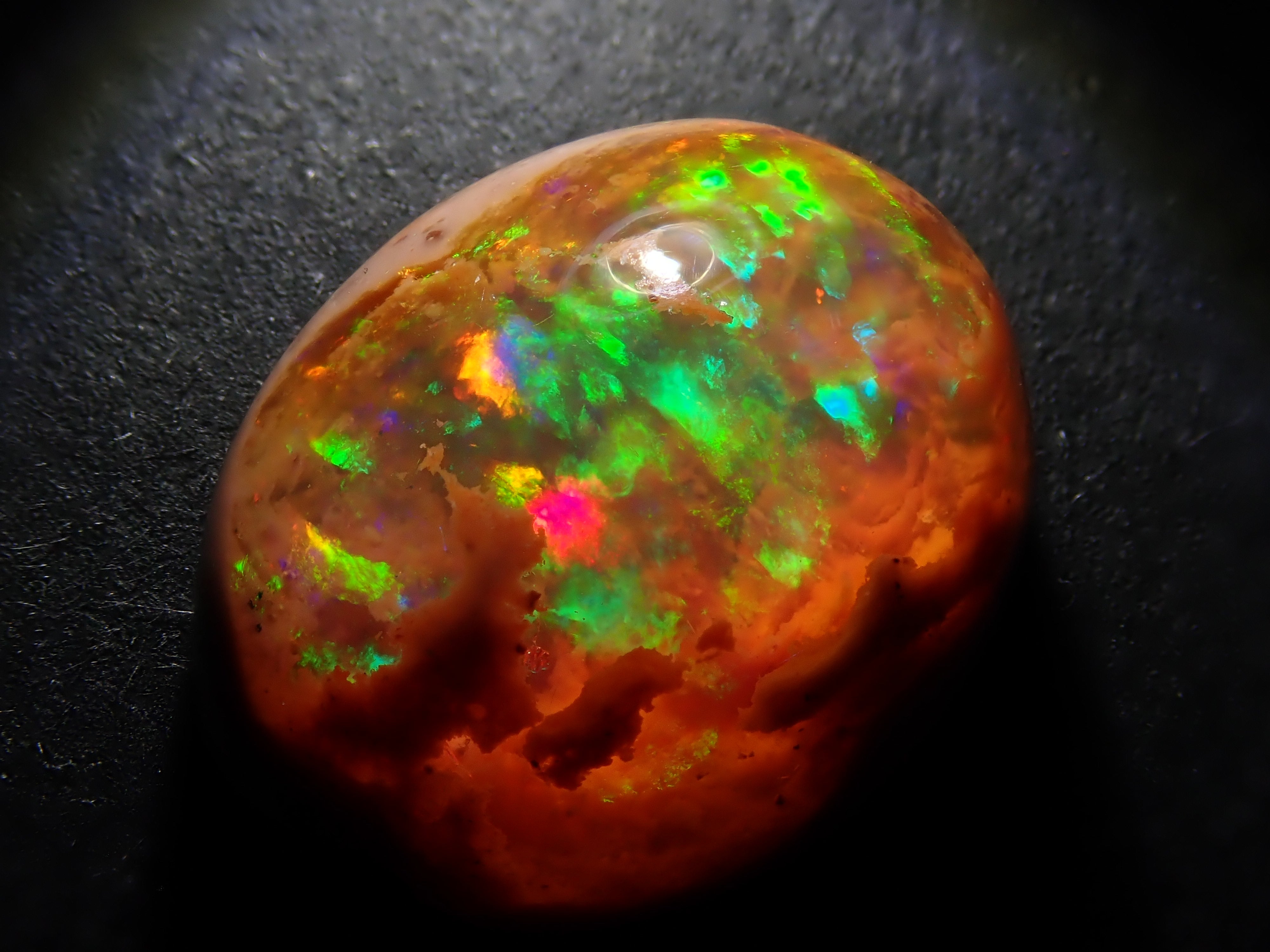 [12561690] Mexican Cantera Opal 9.166ct Loose