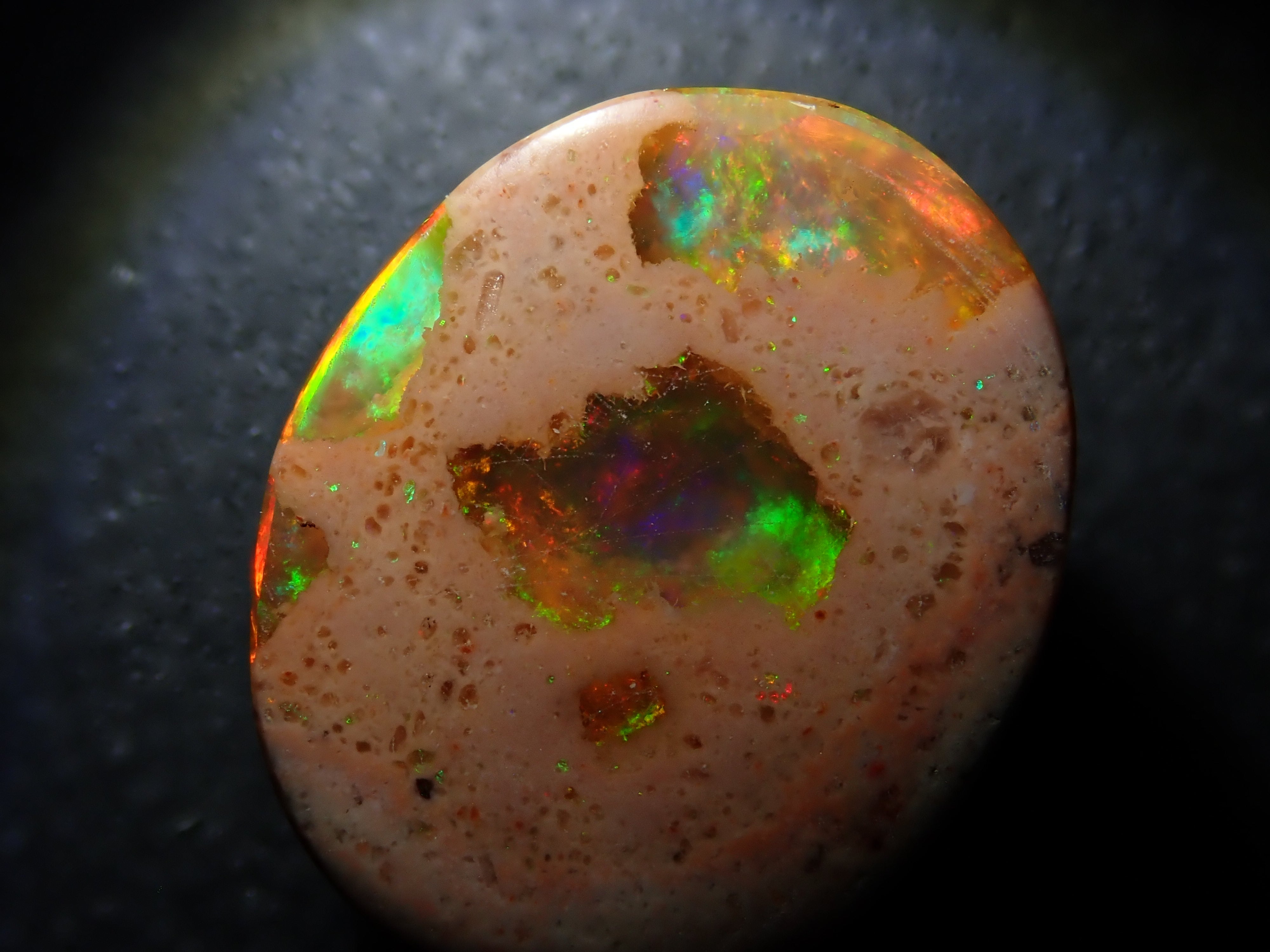 [12561690] Mexican Cantera Opal 9.166ct Loose