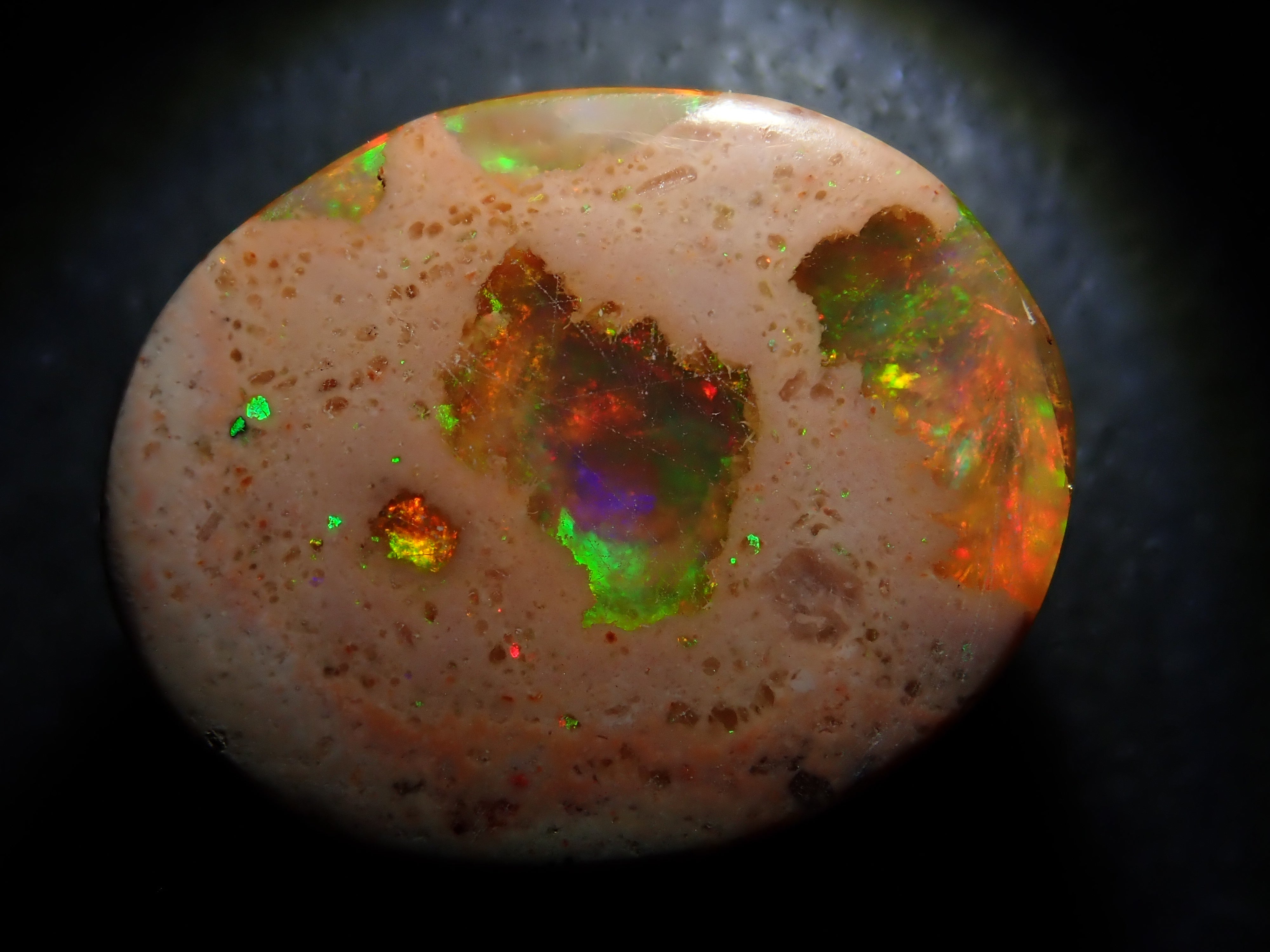 [12561690] Mexican Cantera Opal 9.166ct Loose