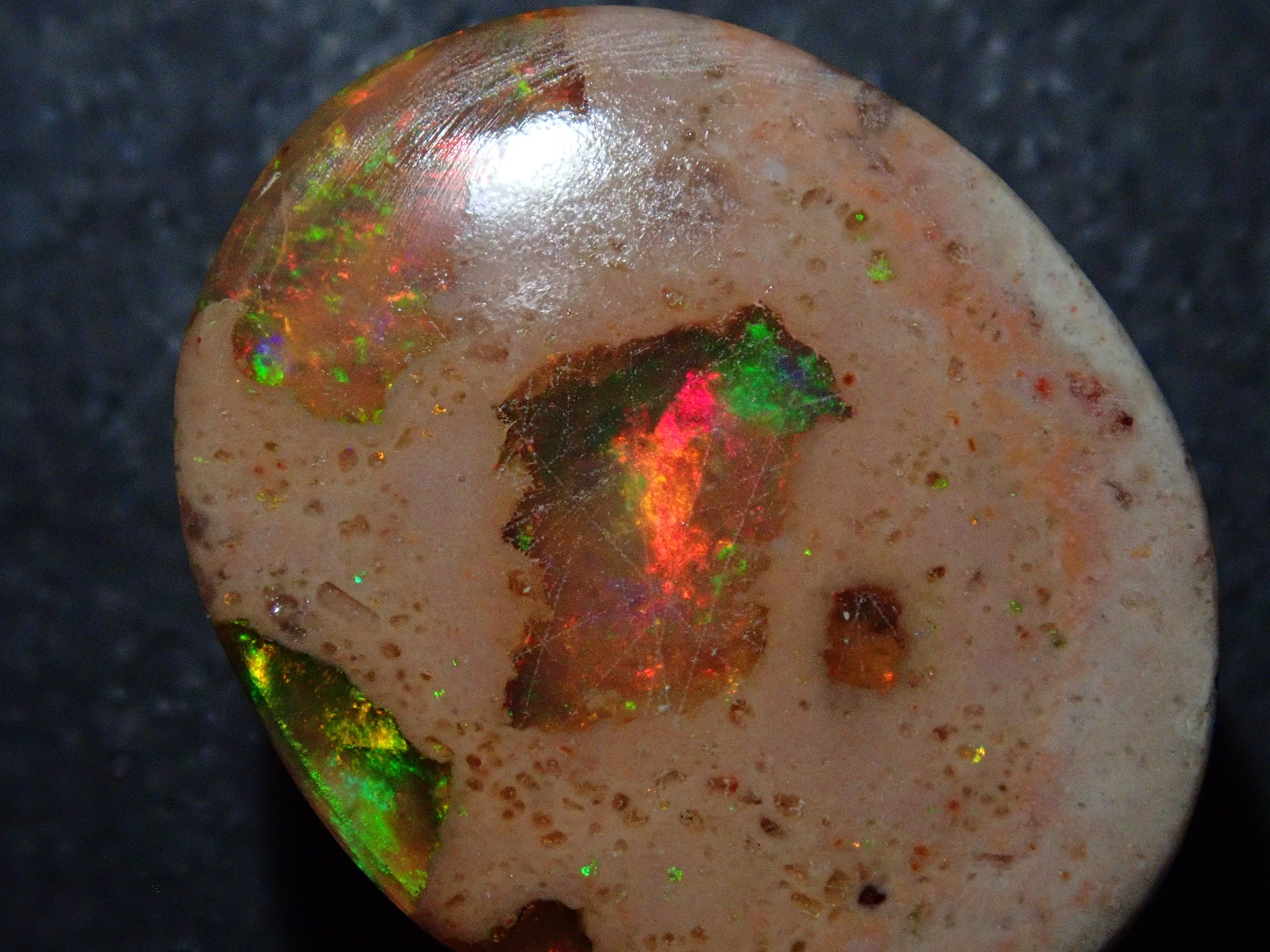 [12561690] Mexican Cantera Opal 9.166ct Loose