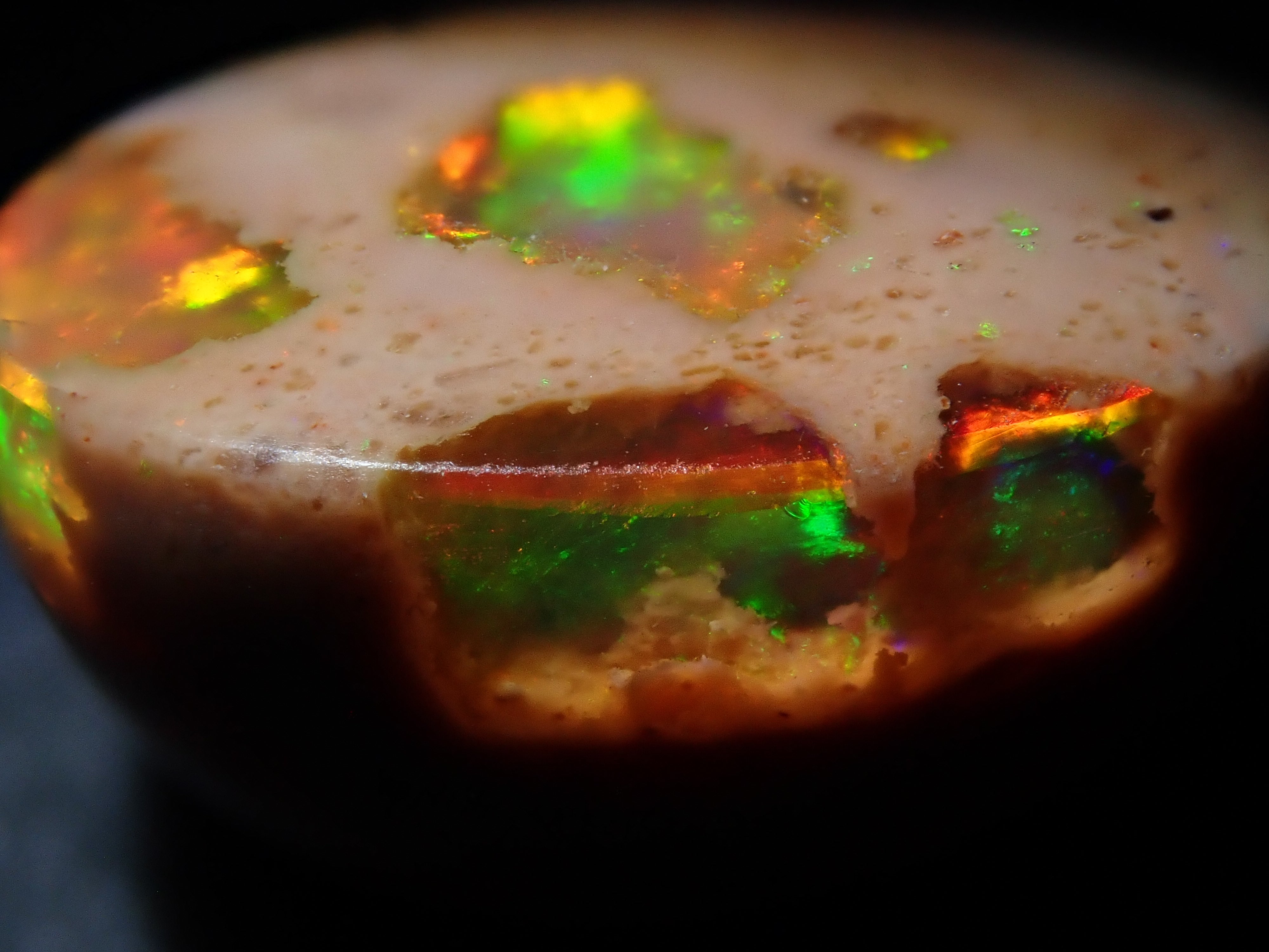 [12561690] Mexican Cantera Opal 9.166ct Loose