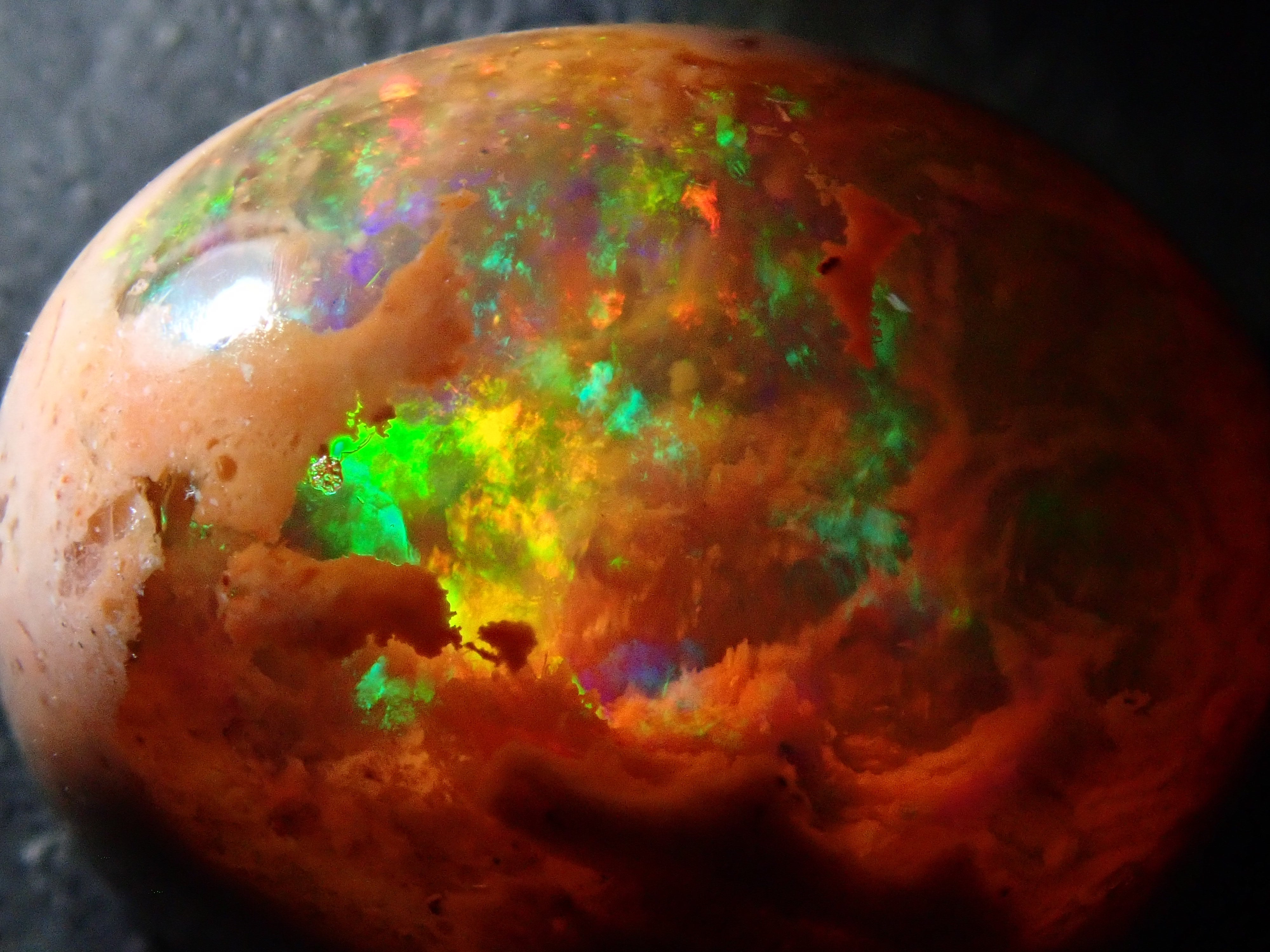 [12561690] Mexican Cantera Opal 9.166ct Loose