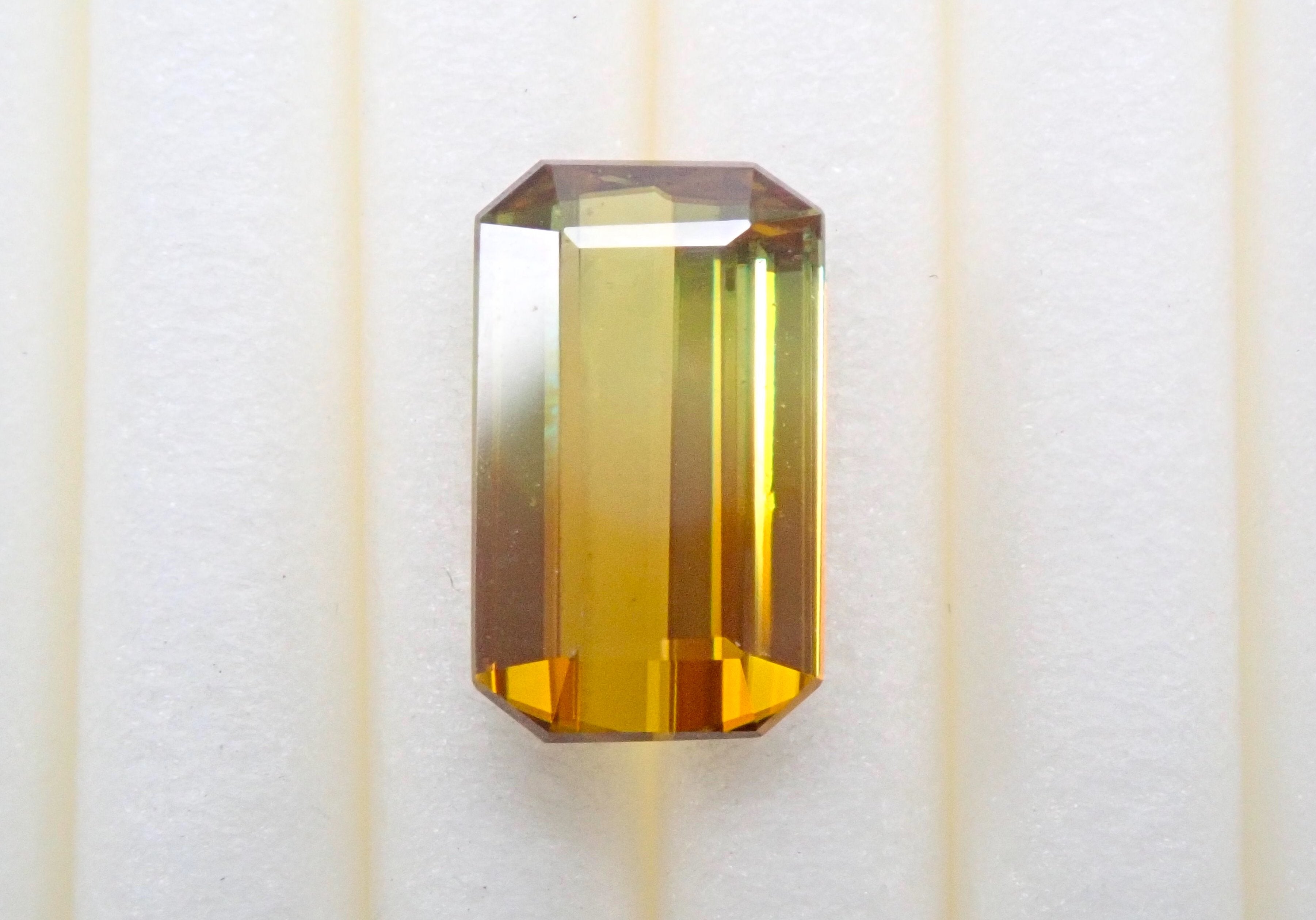 [E_25 Yurakucho Marui Takeout] Pakistani Bicolor Sphene 1.44ct Loose (July Birthstone)