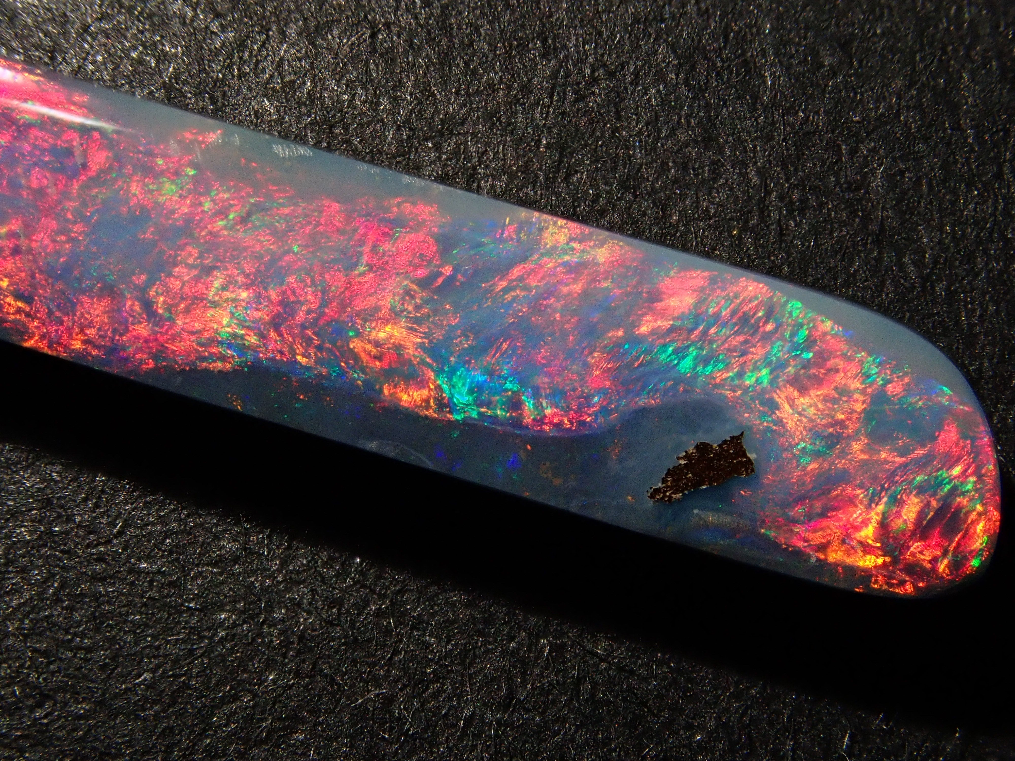 【12/25 22時販売】オーストラリア産ボルダーオパール 2.326ctルース