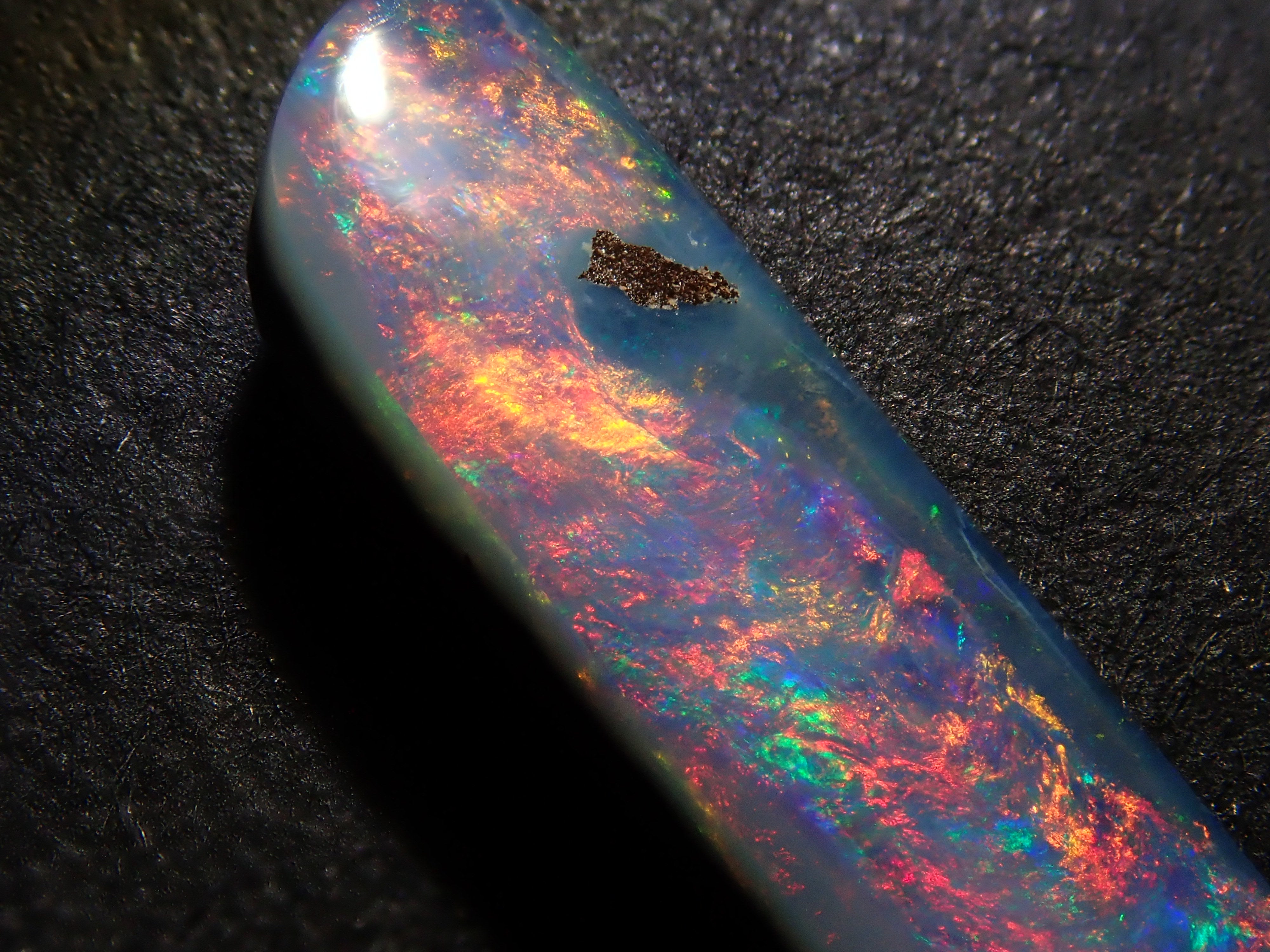 【12/25 22時販売】オーストラリア産ボルダーオパール 2.326ctルース