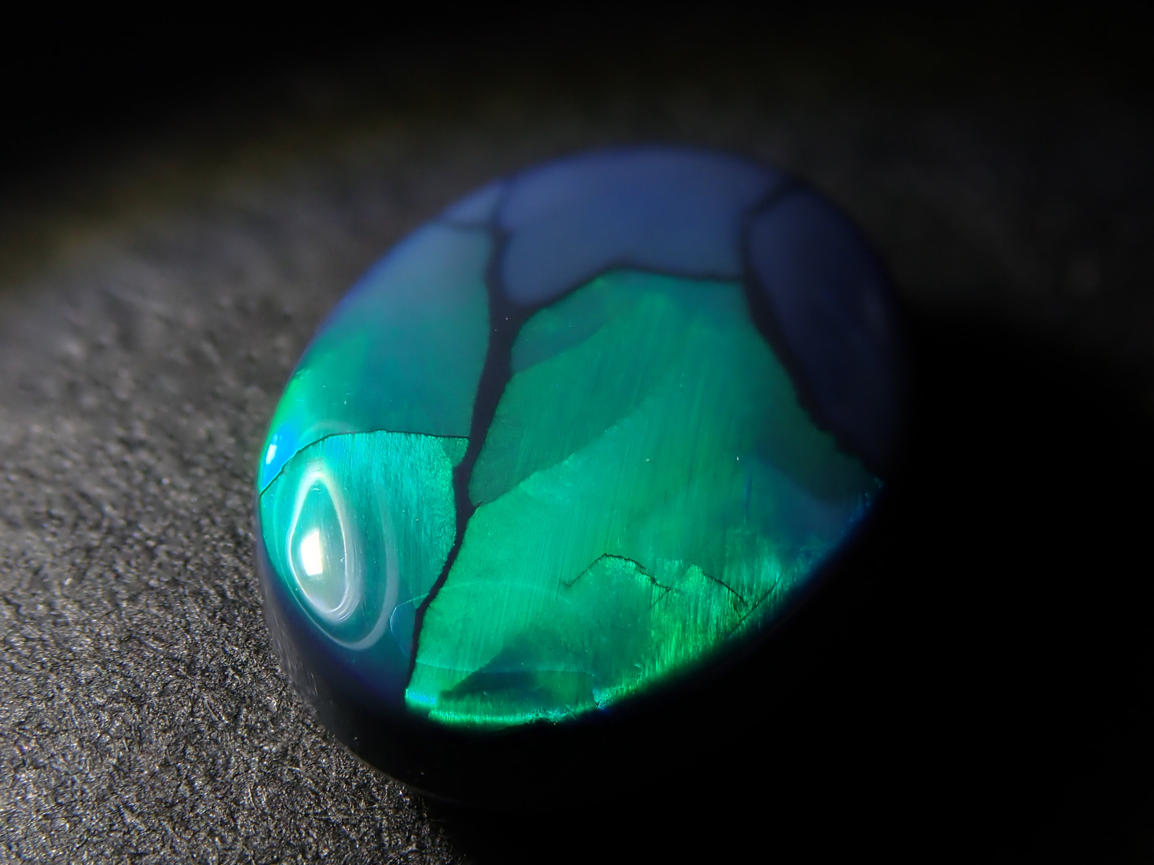 [12561694] Australian black opal 1.837ct loose