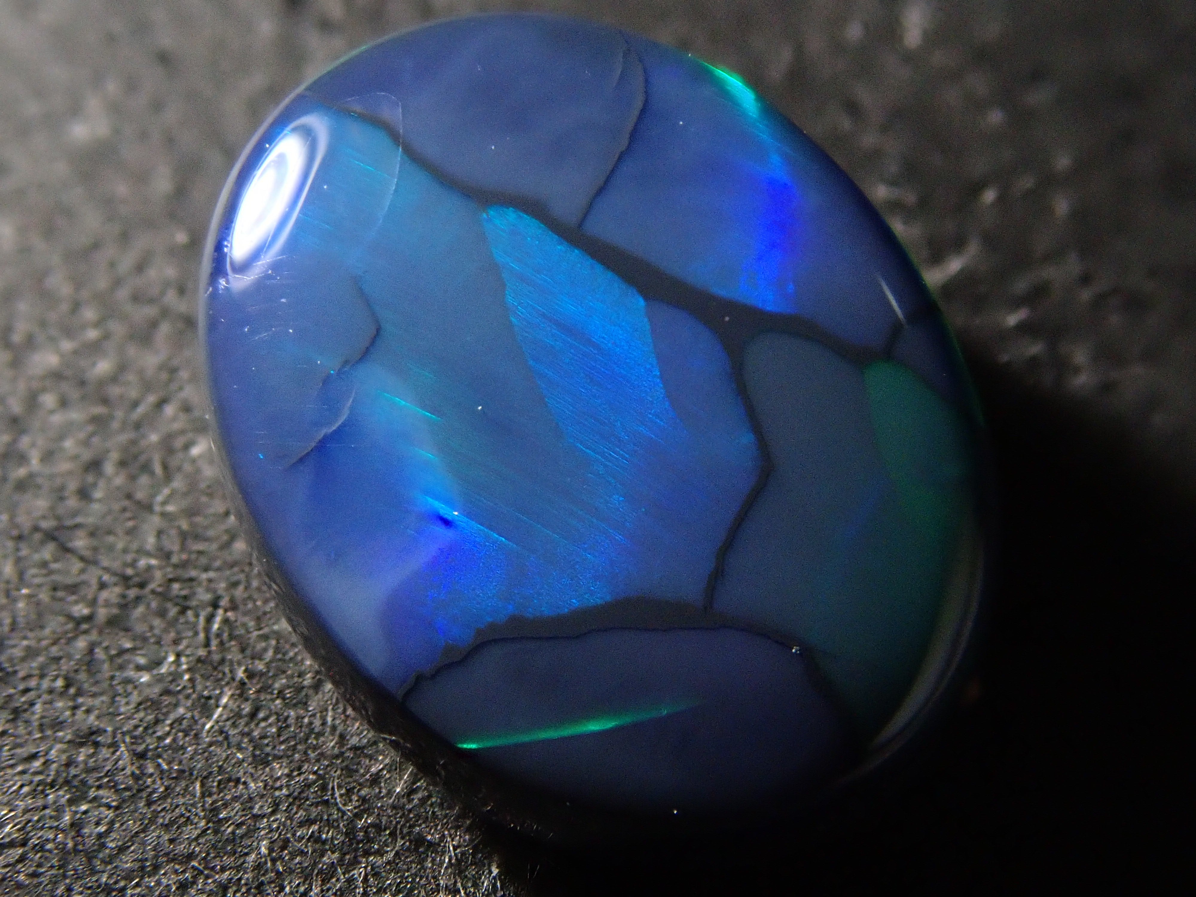 [12561694] Australian black opal 1.837ct loose