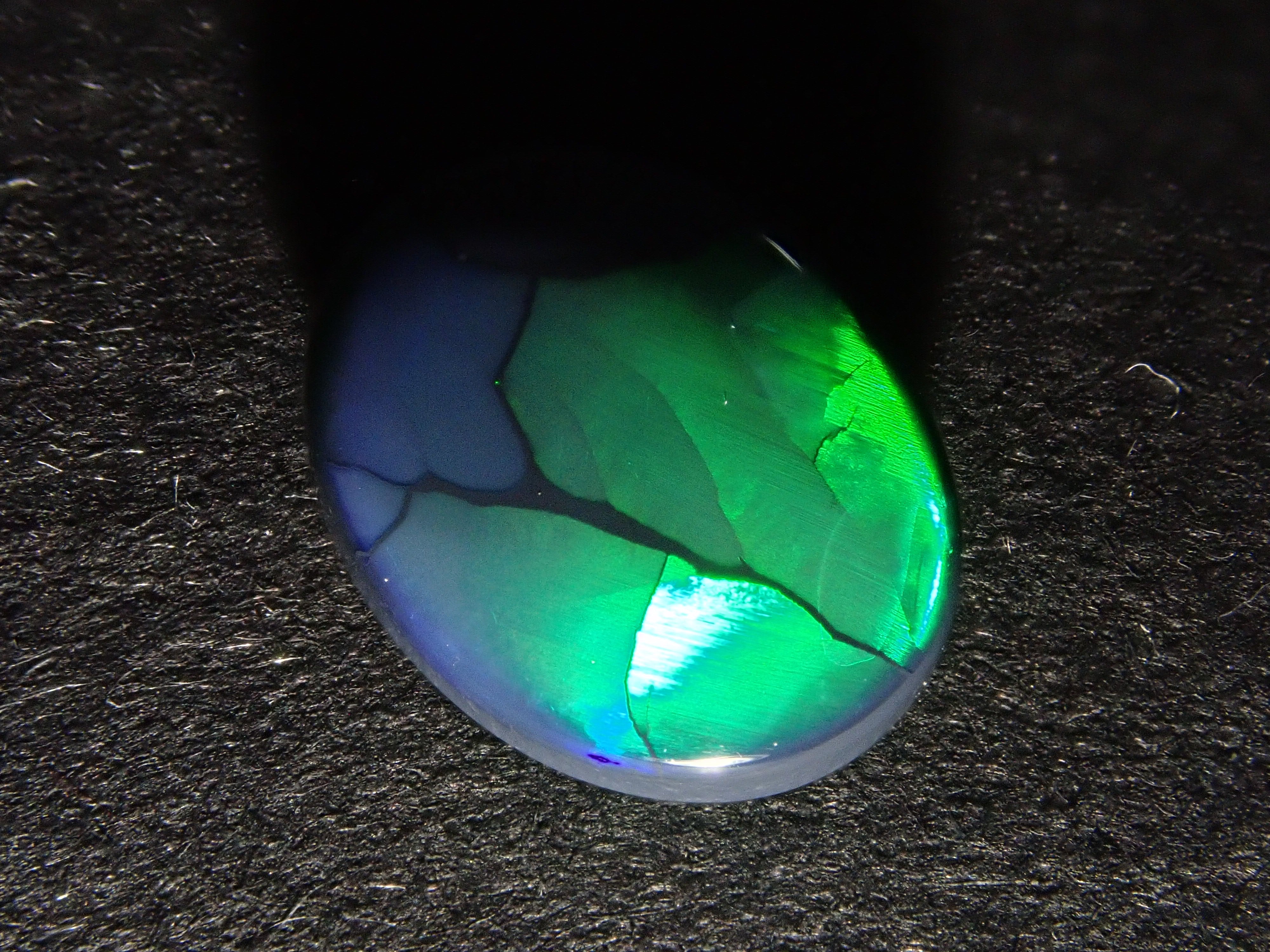 [12561694] Australian black opal 1.837ct loose