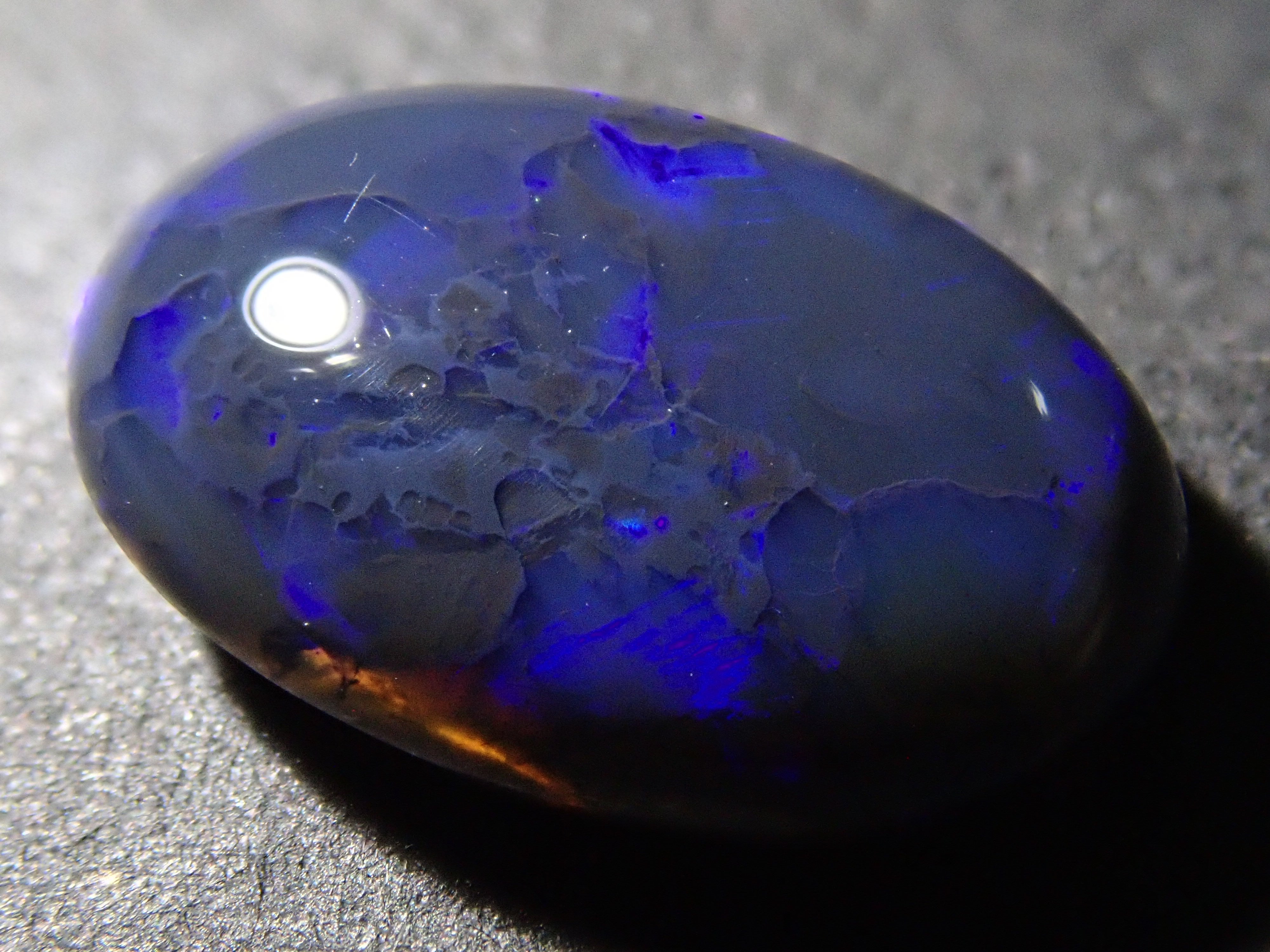 オーストラリア産ブラックオパール 2.736ctルース