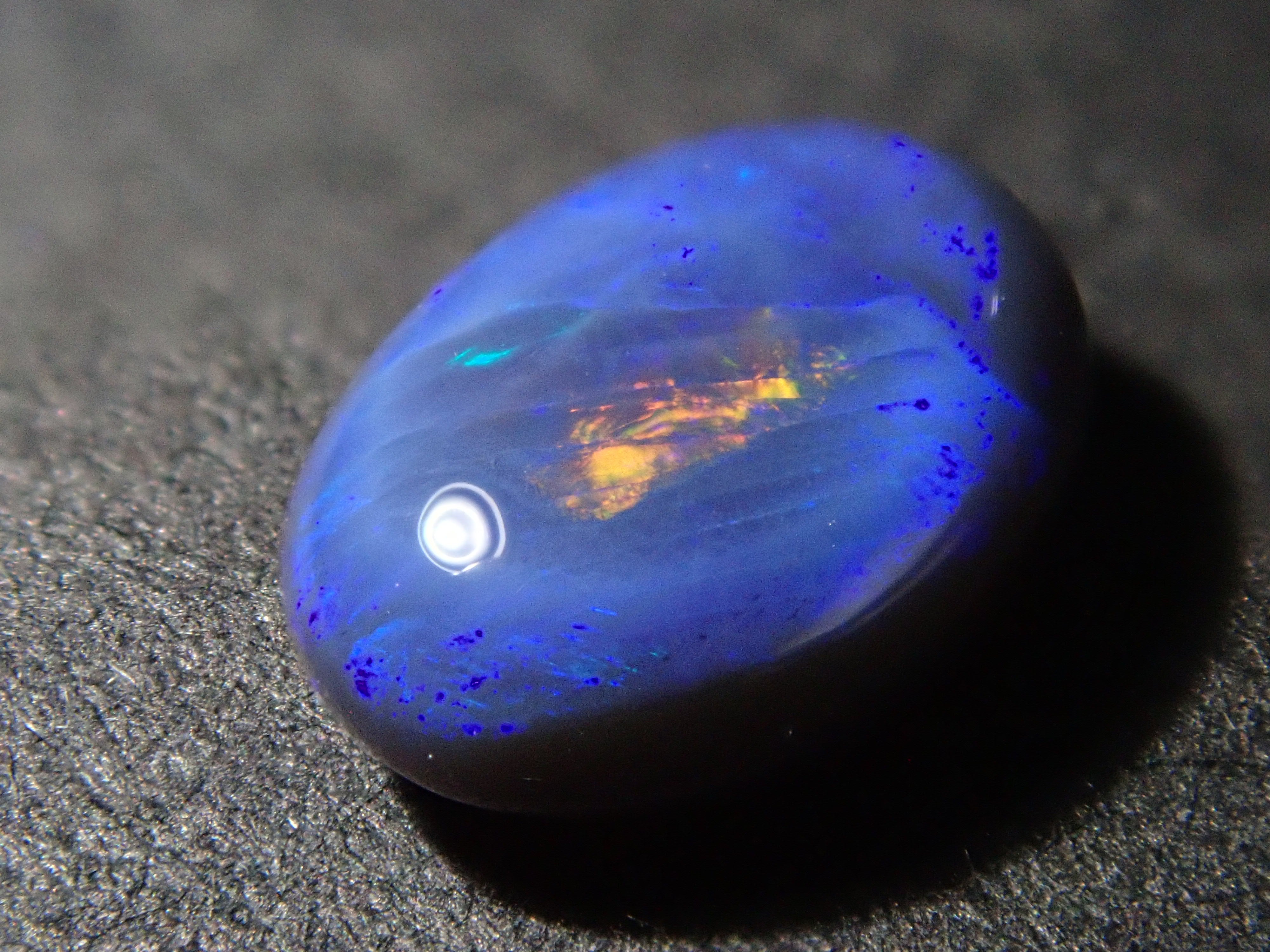 【12/22 22時販売】オーストラリア産ブラックオパール 0.623ctルース