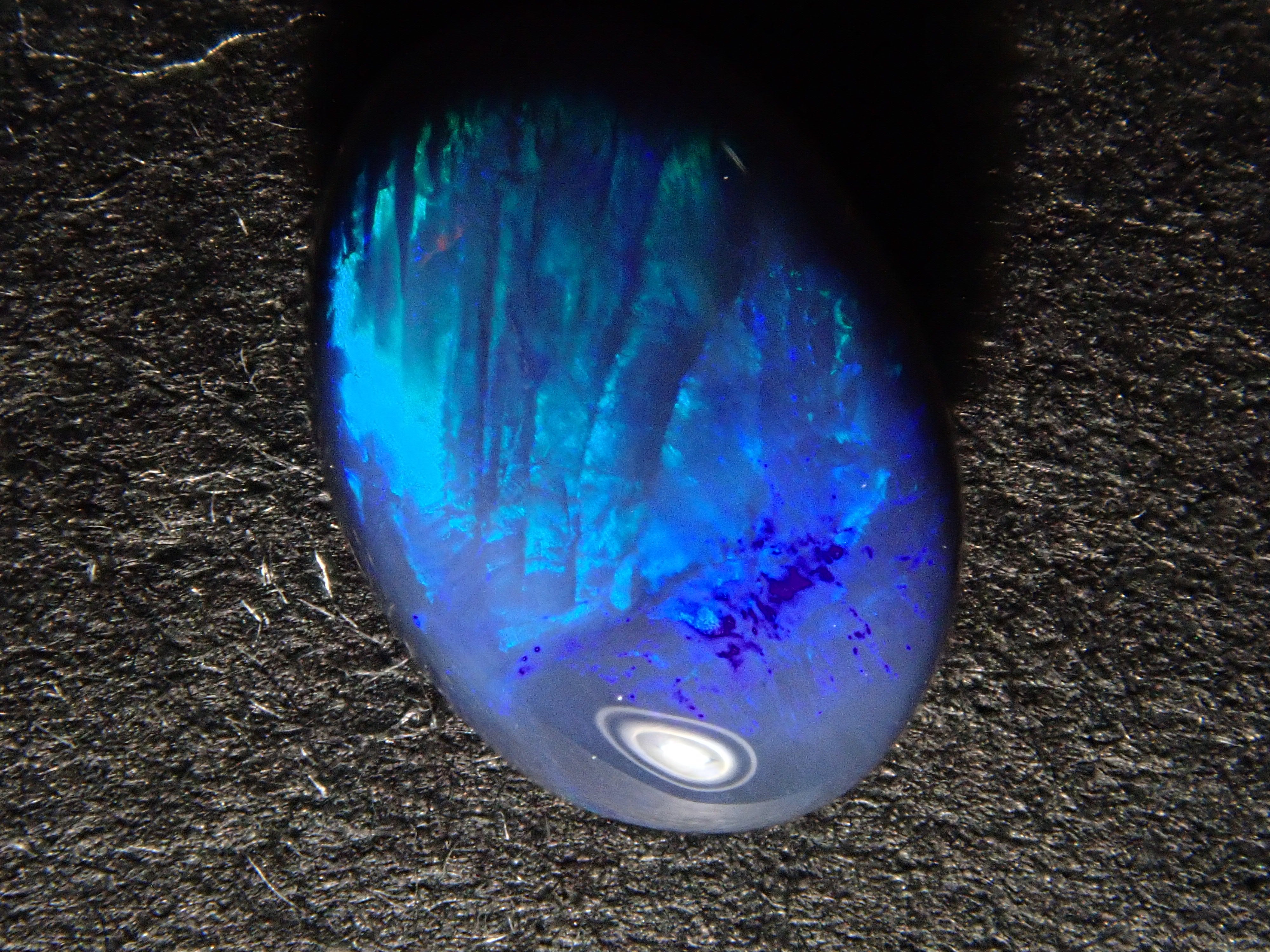 【12/22 22時販売】オーストラリア産ブラックオパール 0.623ctルース