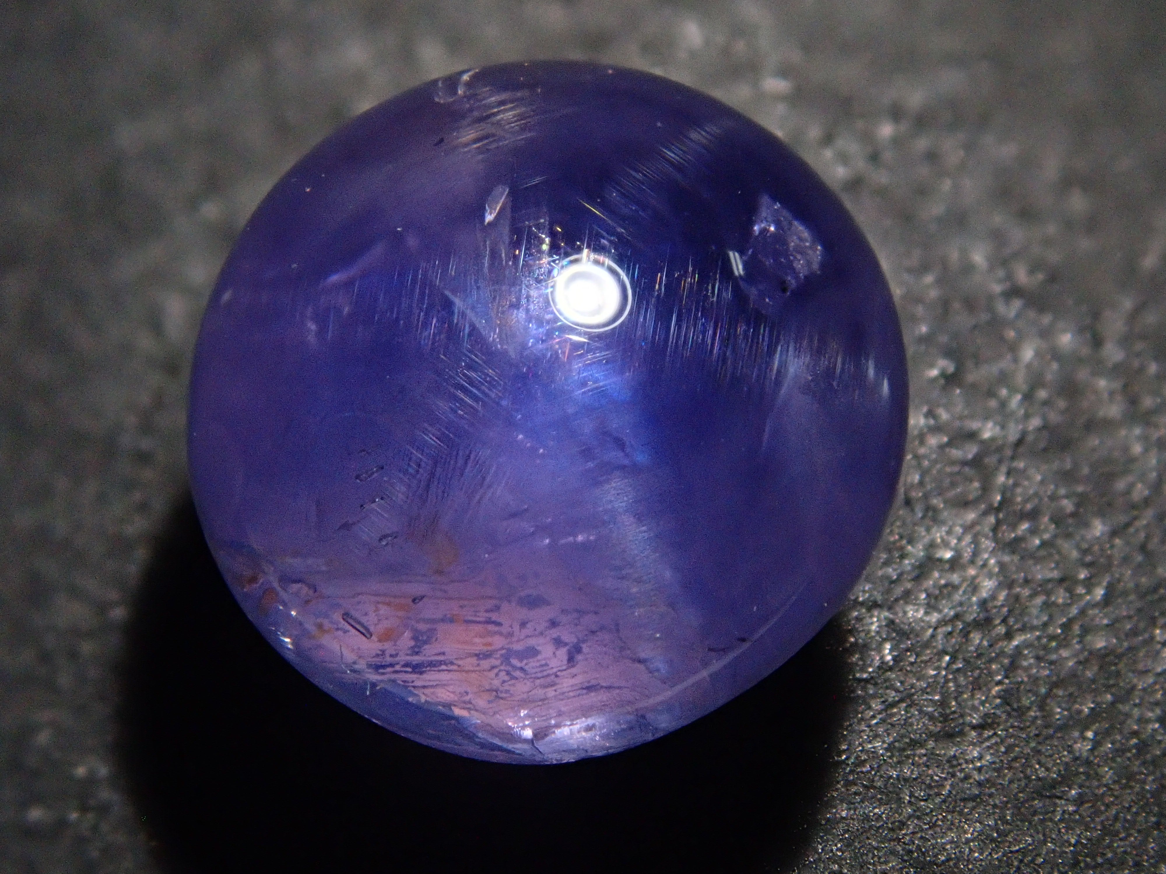 Star Sapphire from Sri Lanka, 4.758 ct Loose Stone (Color Shift)