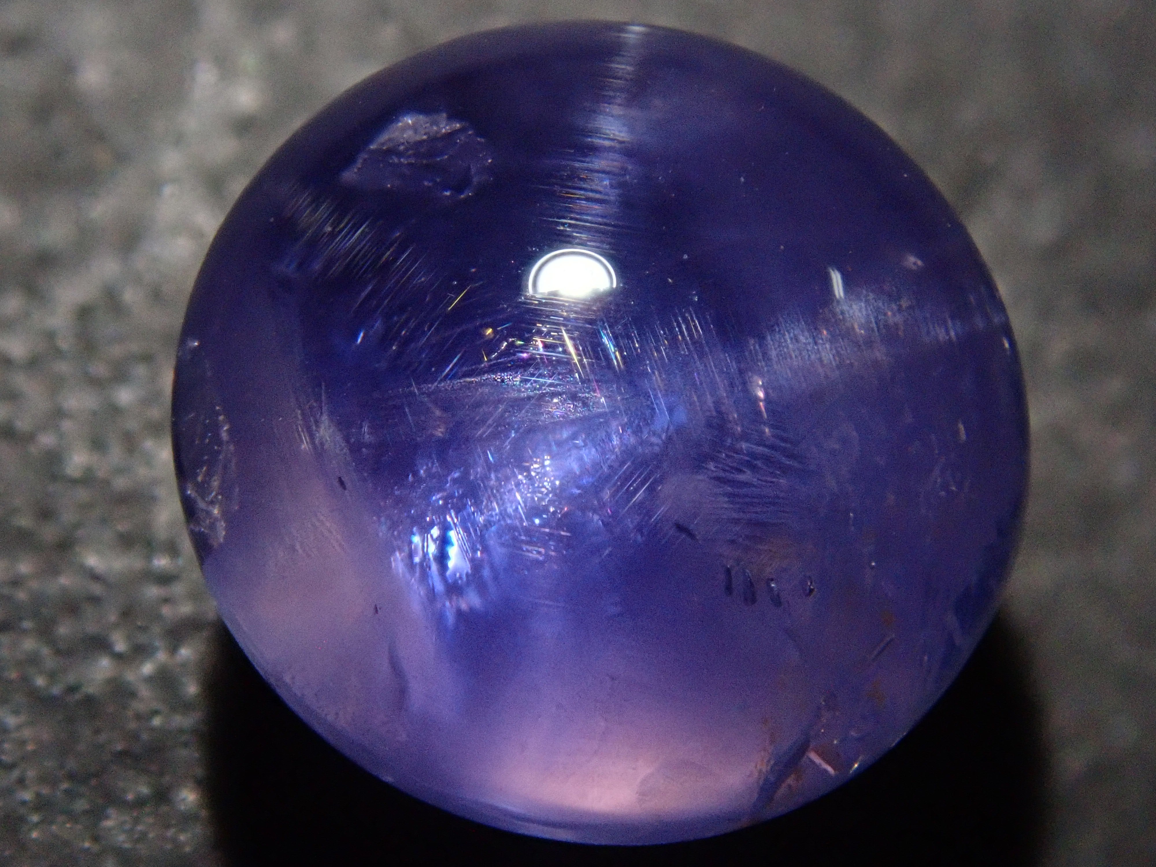 【Sale starts April 4th at 10 PM JST】Sri Lankan Star Sapphire 4.758ct Loose Stone (Color Shift)