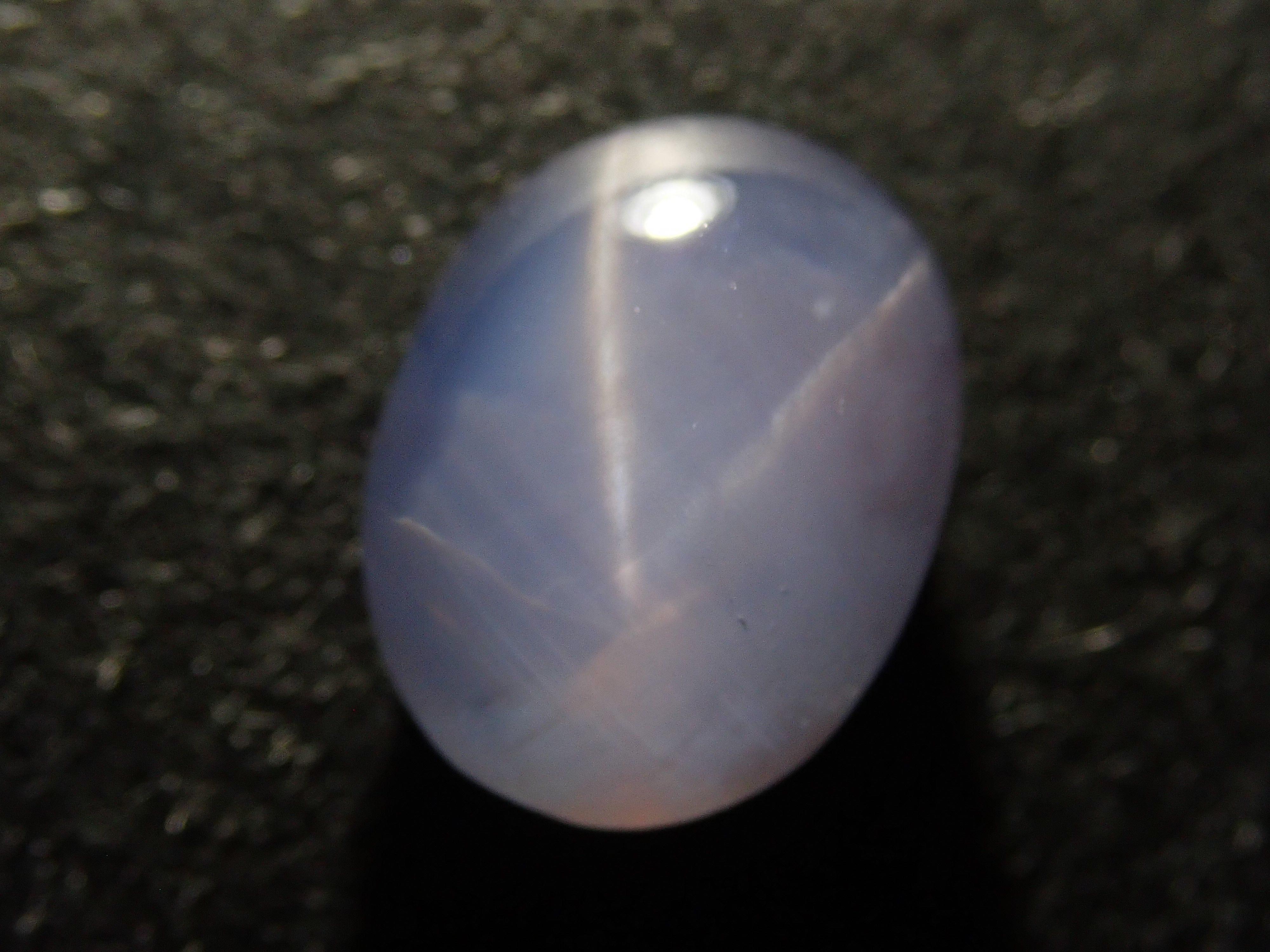 スリランカ産スターサファイア 3.821ctルース