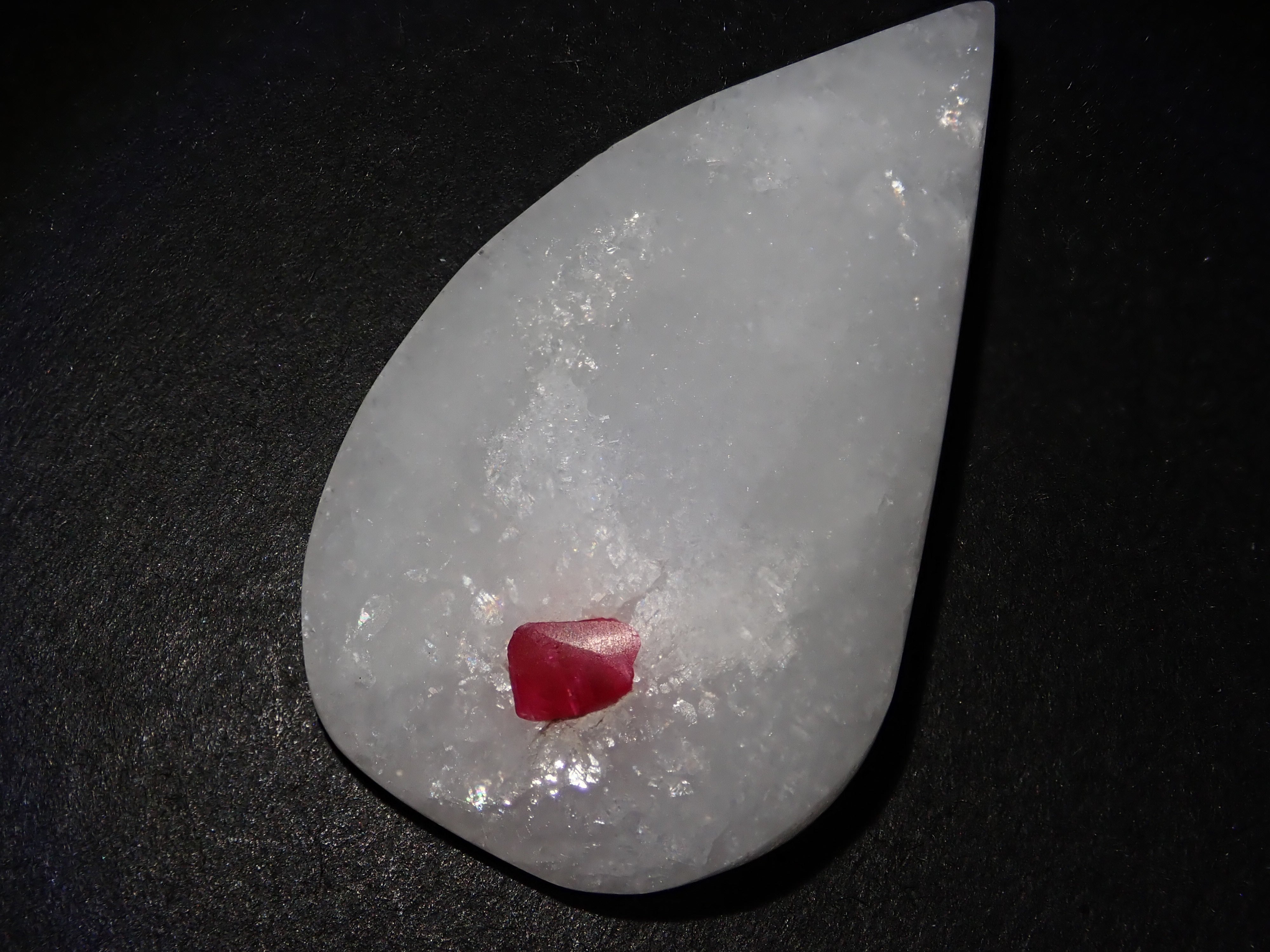 ミャンマー産スピネルインマーブル 39.231ctルース