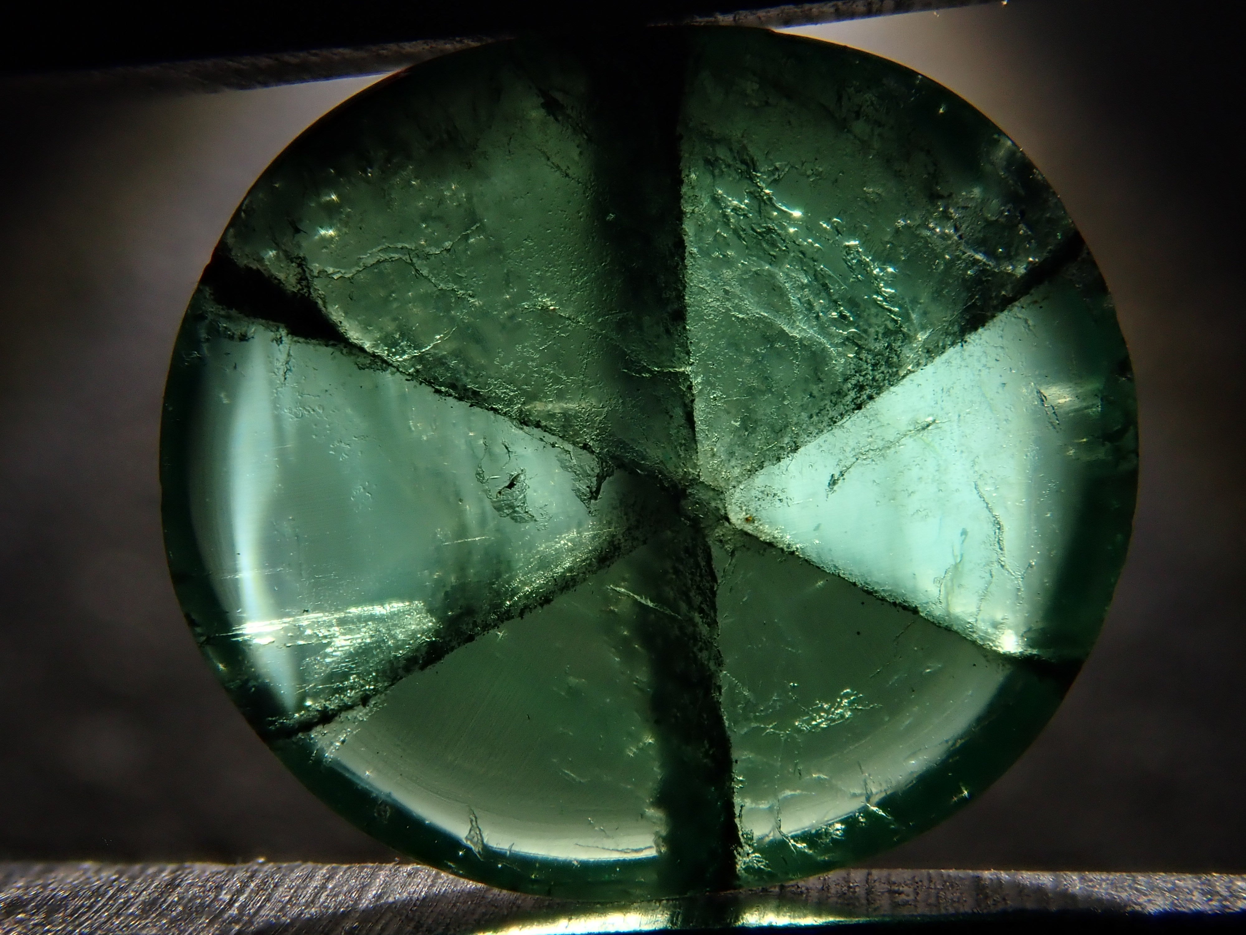 [12561705] Colombian Trapiche Emerald 2.318ct Loose