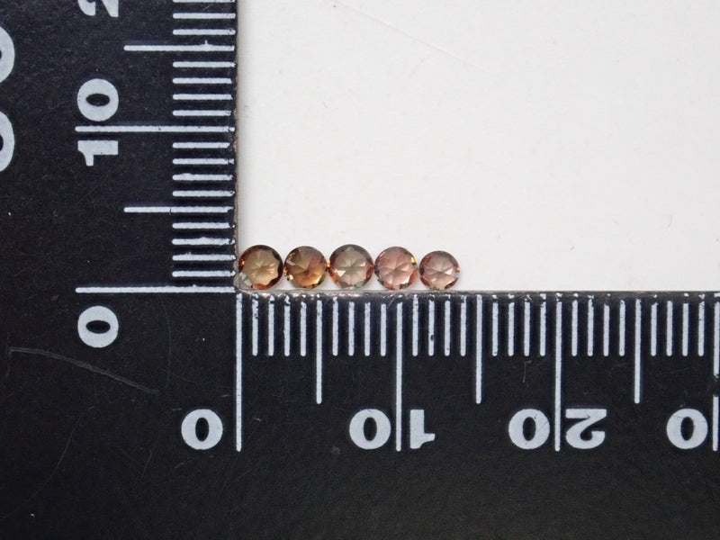 《12石限定》スペイン産アンダリュサイト1石（2.5-2.9mm)《複数購入割引有》
