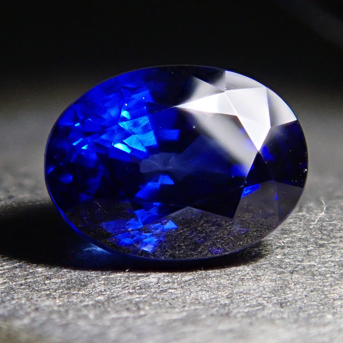 PC146294.jpg?crop=center&  