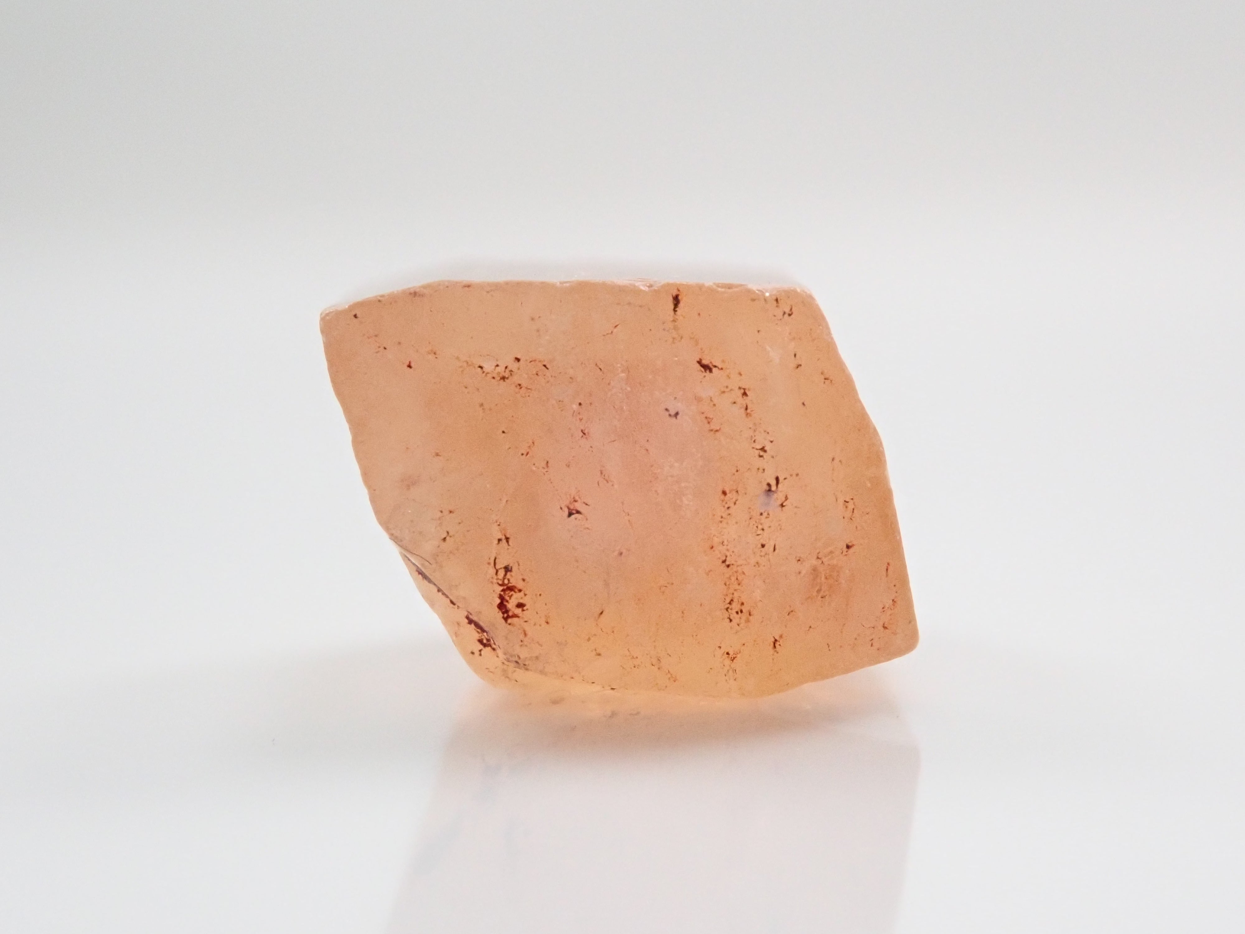 【12547808更新】インペリアルトパーズ 7.170ct原石