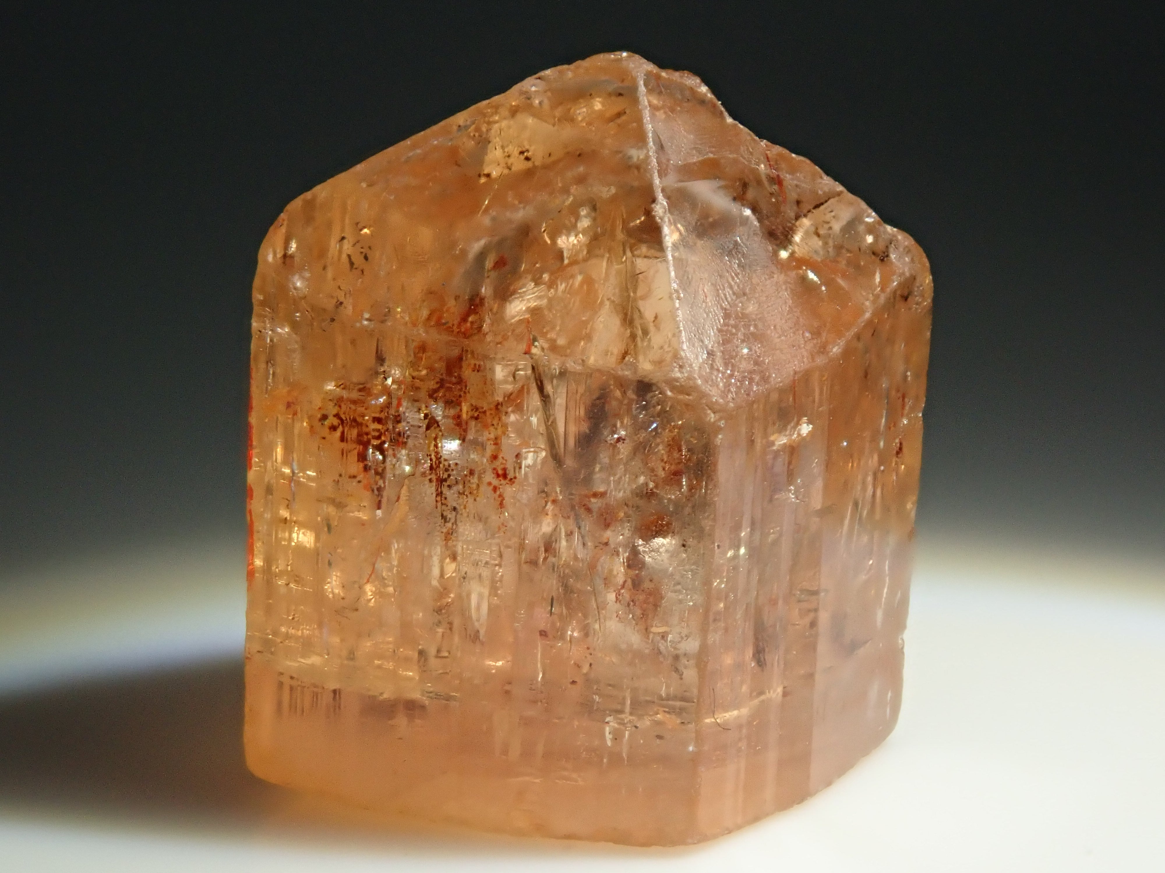 【12547808更新】インペリアルトパーズ 7.170ct原石