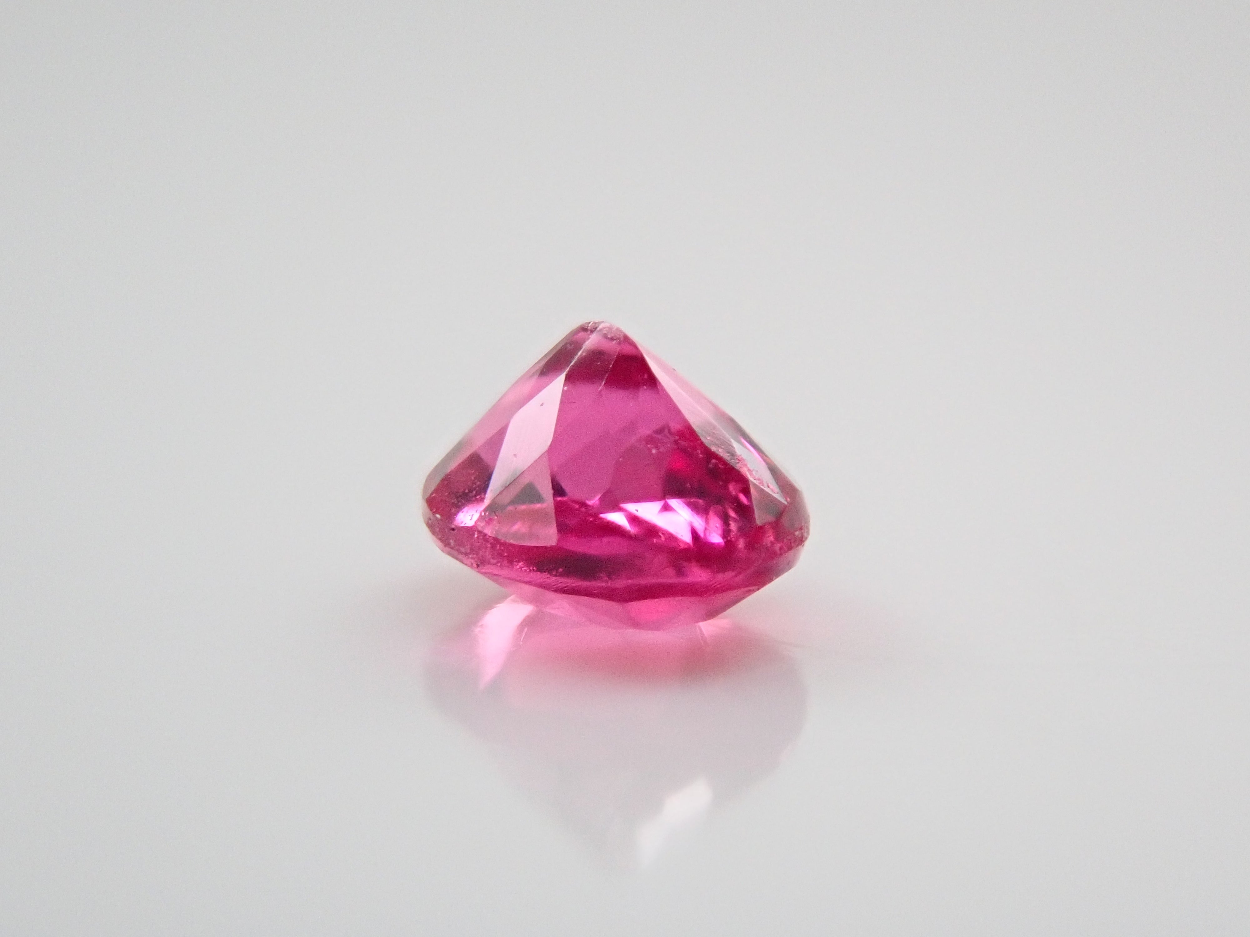 【12547734掲載】アメリカ産ノンオイルレッドベリル 0.085ctルース