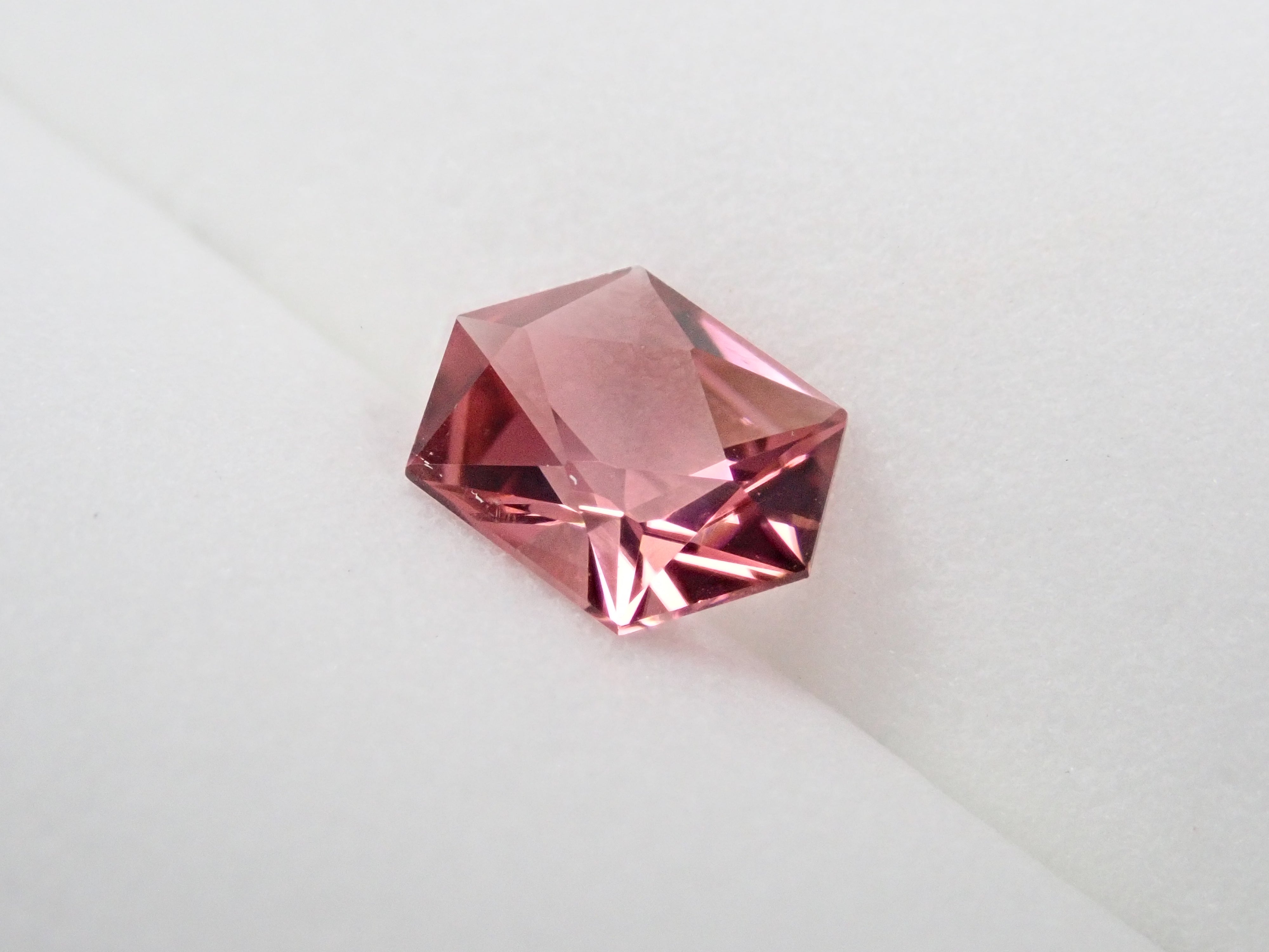 【12547851掲載】ピンクトルマリン 0.840ctルース