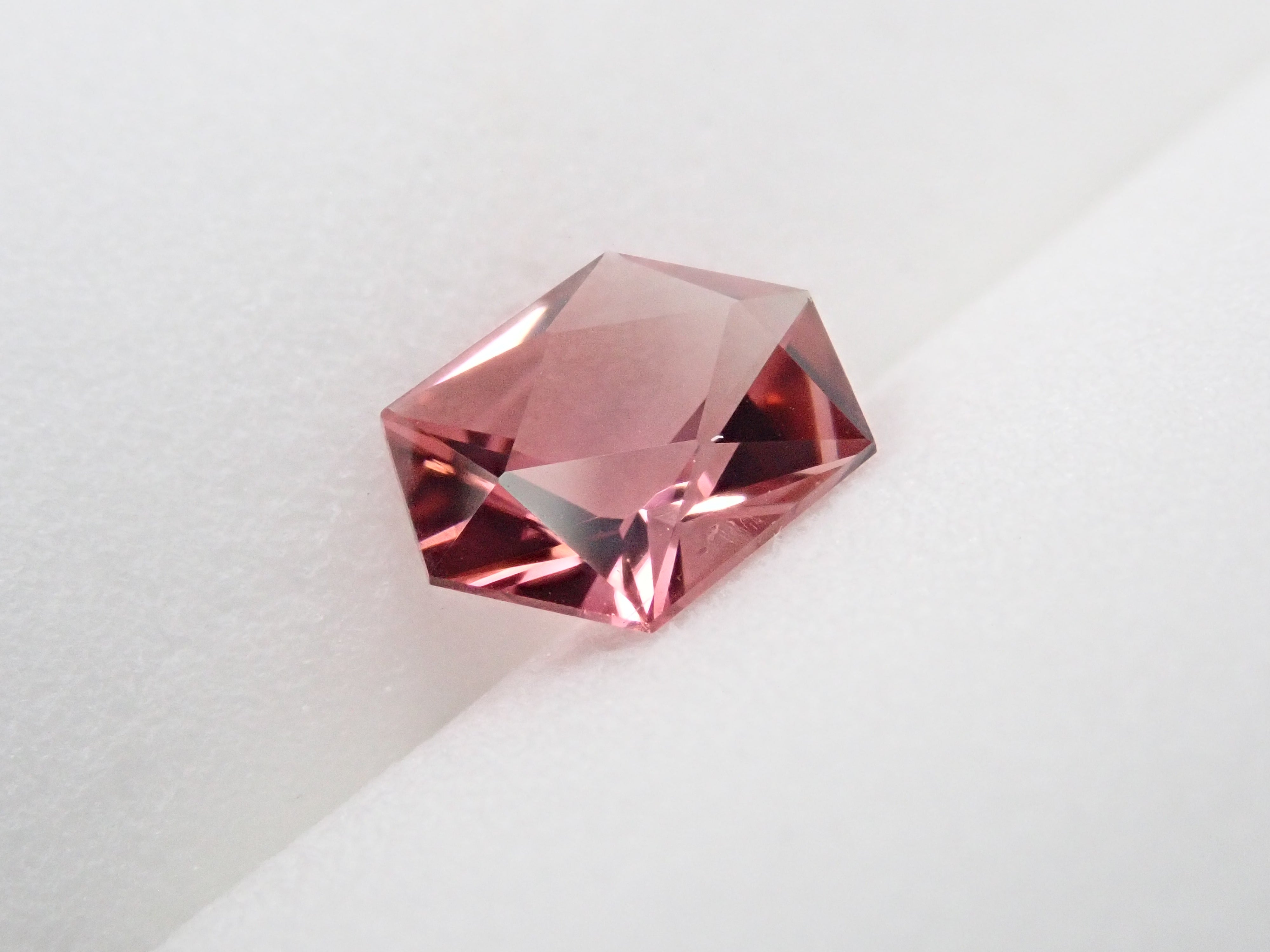 ピンクトルマリン 0.840ctルース