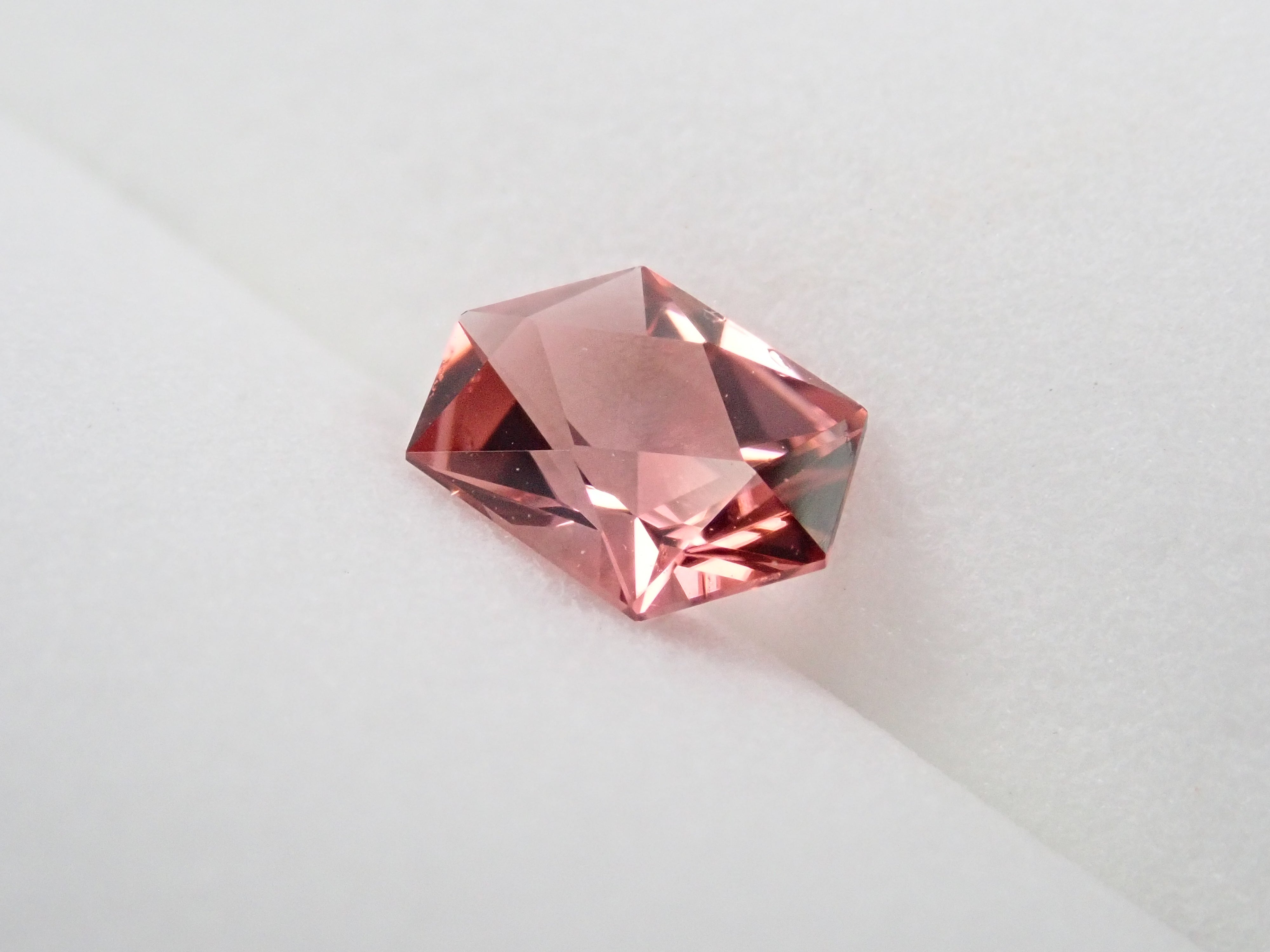 【12547852掲載】ピンクトルマリン 0.701ctルース