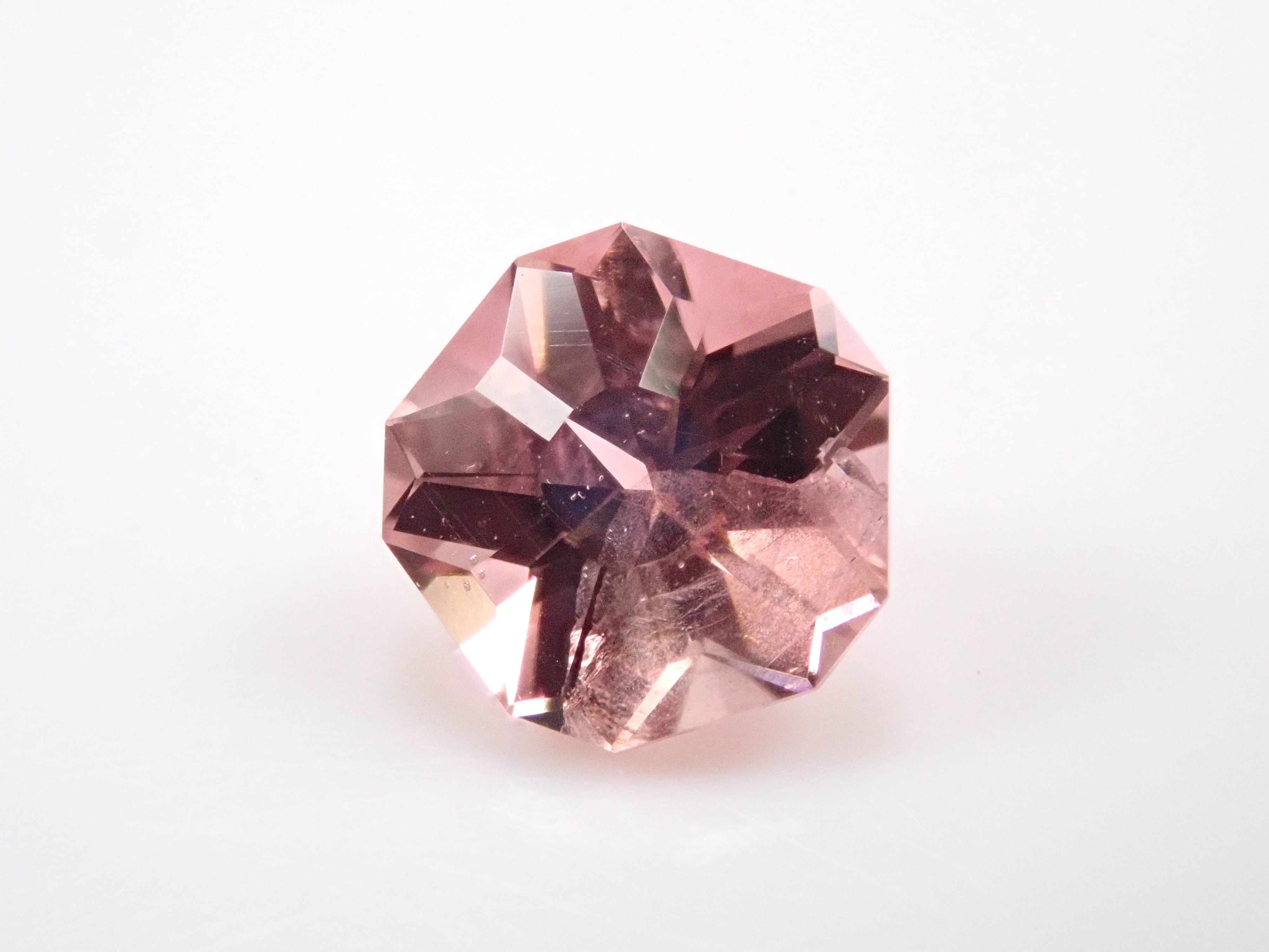 [12547844 published] Pink tourmaline 0.605ct loose