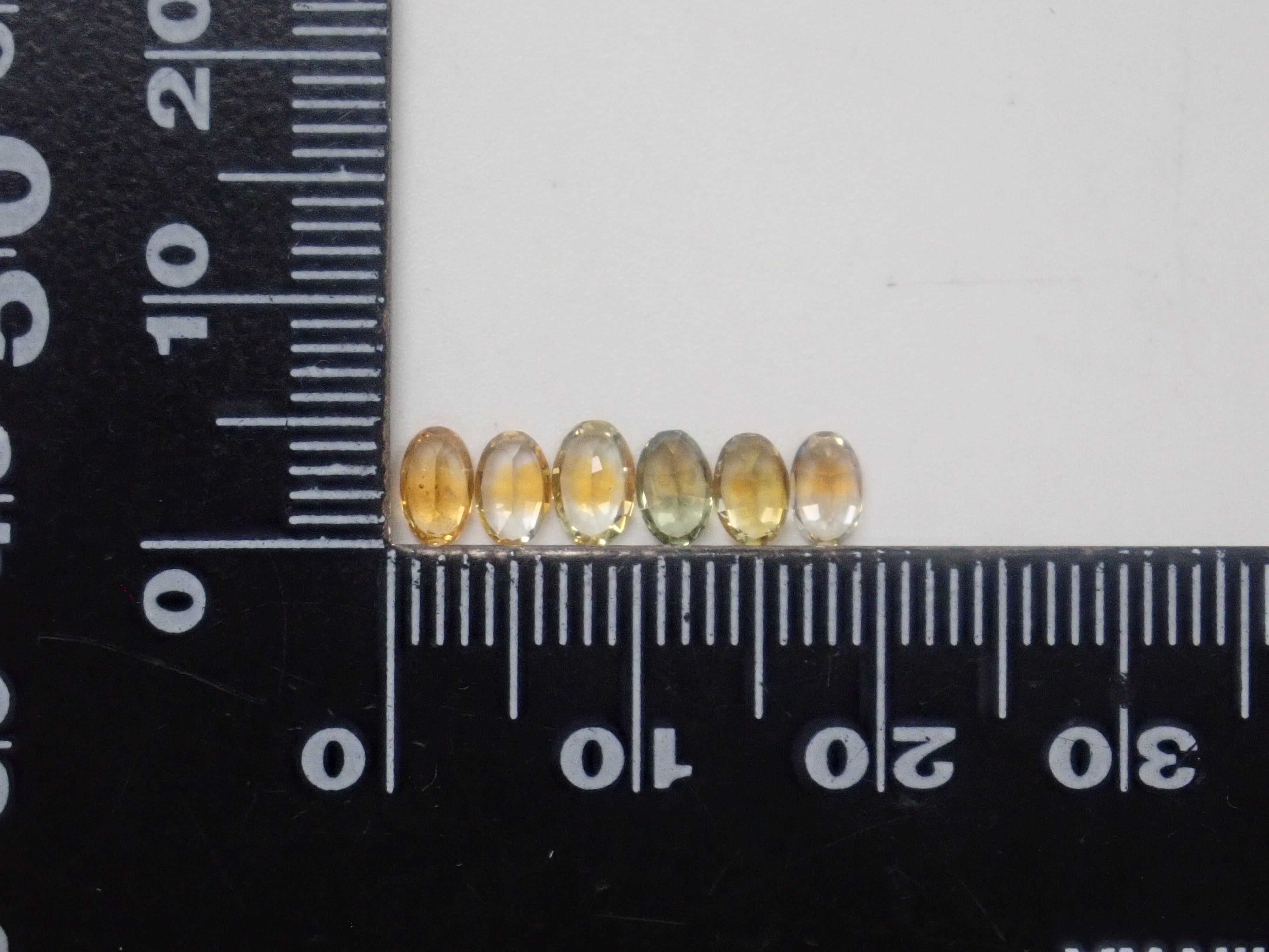 【12/20 22時販売】《限定11石》モンタナサファイア（ロッククリーク鉱山）ガチャ💎1石ルース（オーバルカット,5×3mm）《複数購入割引有》