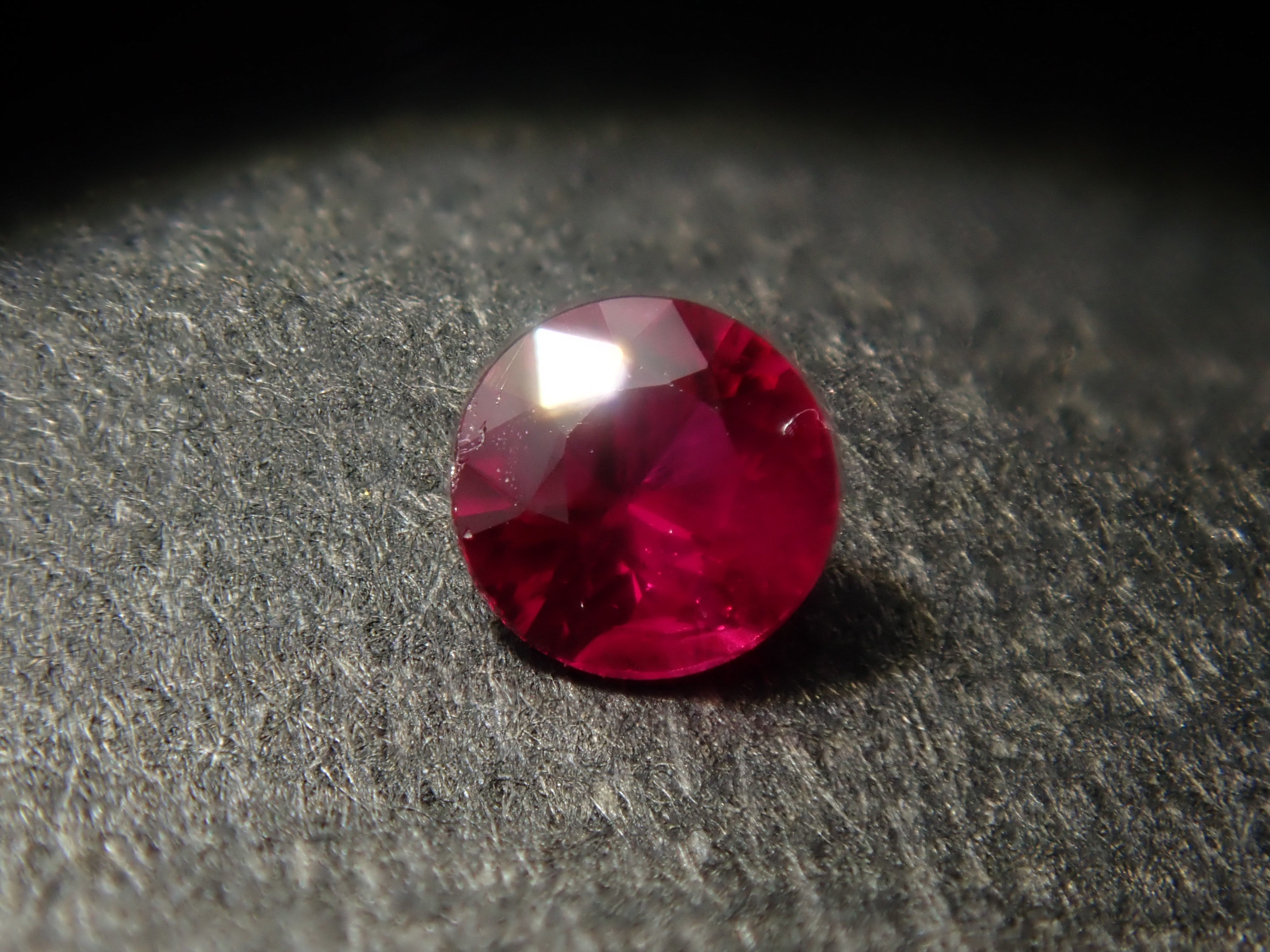 【12/22時販売】《限定15石》6万円相当のピジョンブラッドルビーAIGSを含む赤色宝石ガチャ💎ルビーやホットピンクサファイア《複数購入割引有》