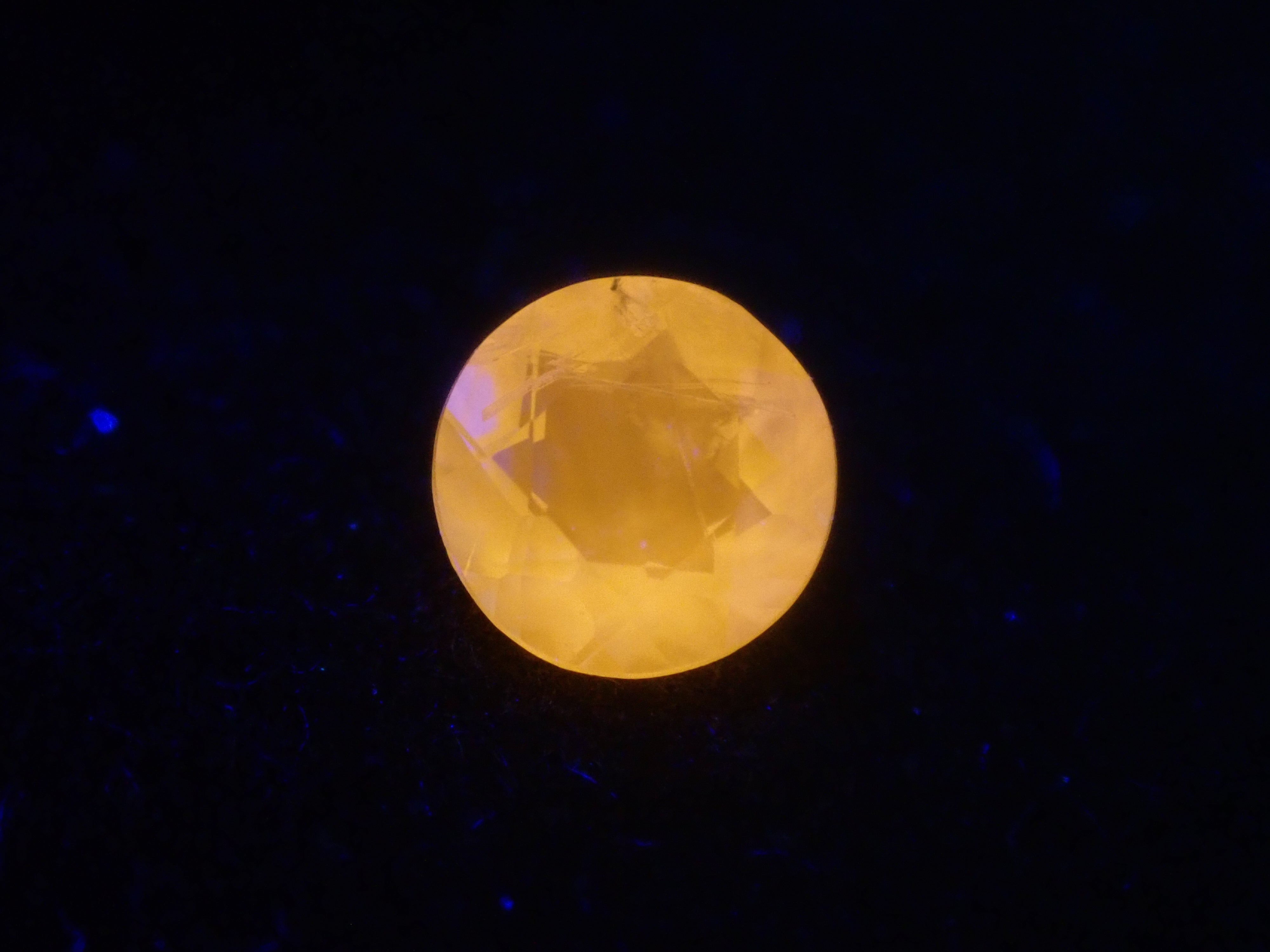 【12/31  22時販売】《限定15石》ブルー石ガチャ（ブラジル産パライバトルマリン0.157ct・ドイツ産アウイナイト3.5mm・トップクオリティのベニトアイト・パライバトルマリンインクォーツ4.5mm・カスタムカットのアクアマリン）《複数購入割引有》