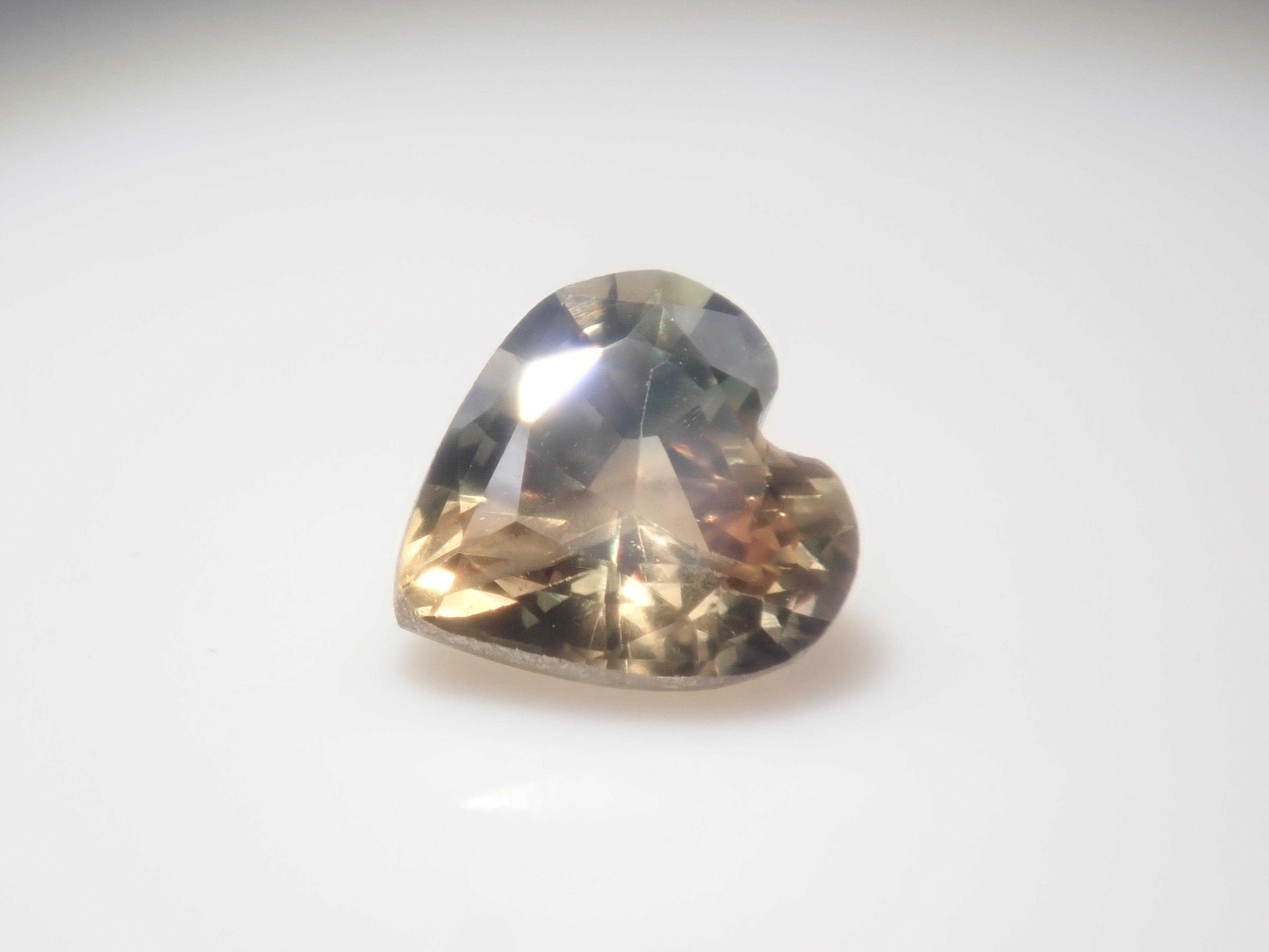 【1/2 22時販売】《限定11石》バイカラーガチャ（ジンバブエ産バイカラーユークレース、バイカラーサファイア、バイカラーゾイサイト含む）《複数購入割引有》