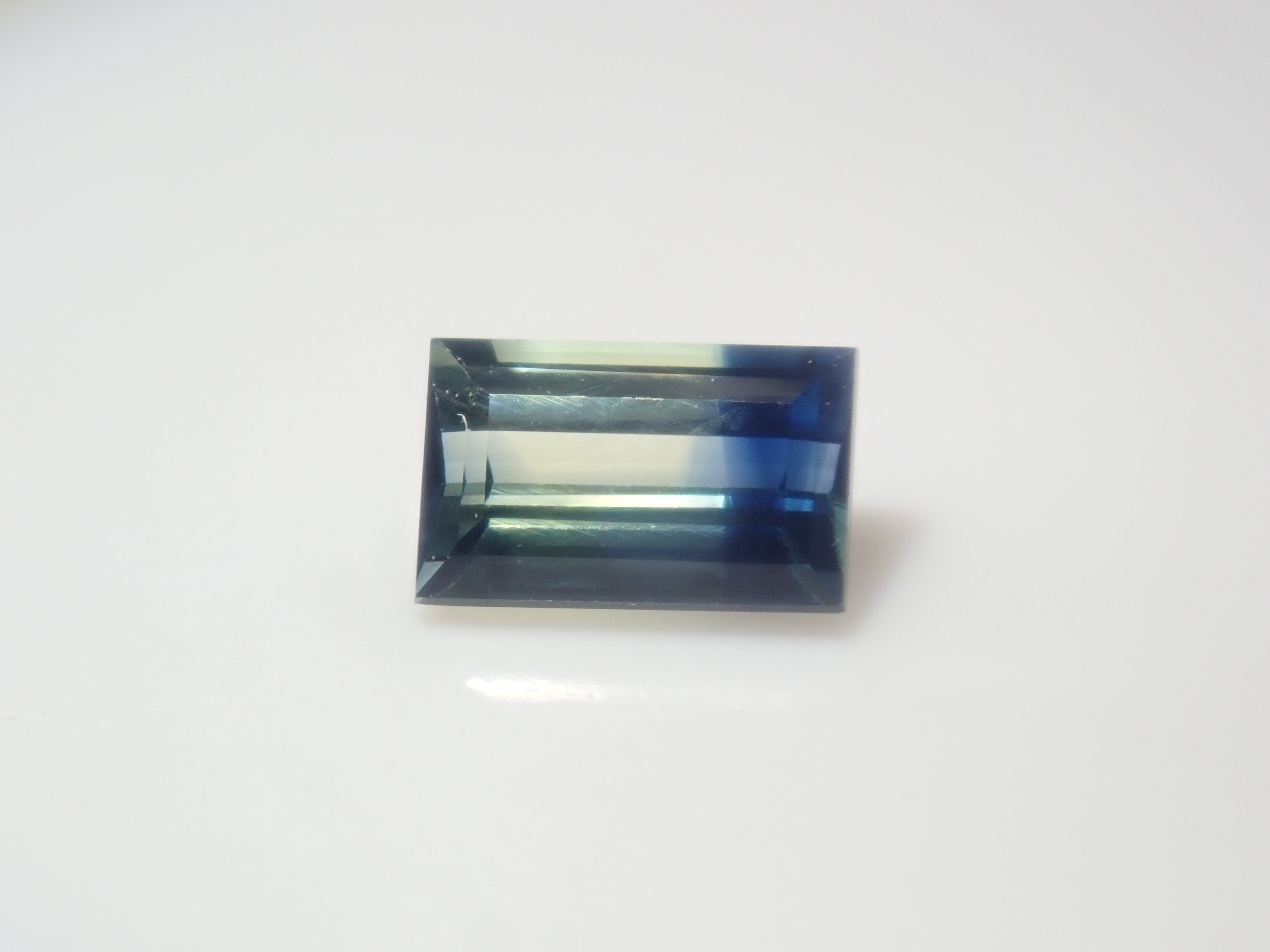 【1/2 22時販売】《限定11石》バイカラーガチャ（ジンバブエ産バイカラーユークレース、バイカラーサファイア、バイカラーゾイサイト含む）《複数購入割引有》