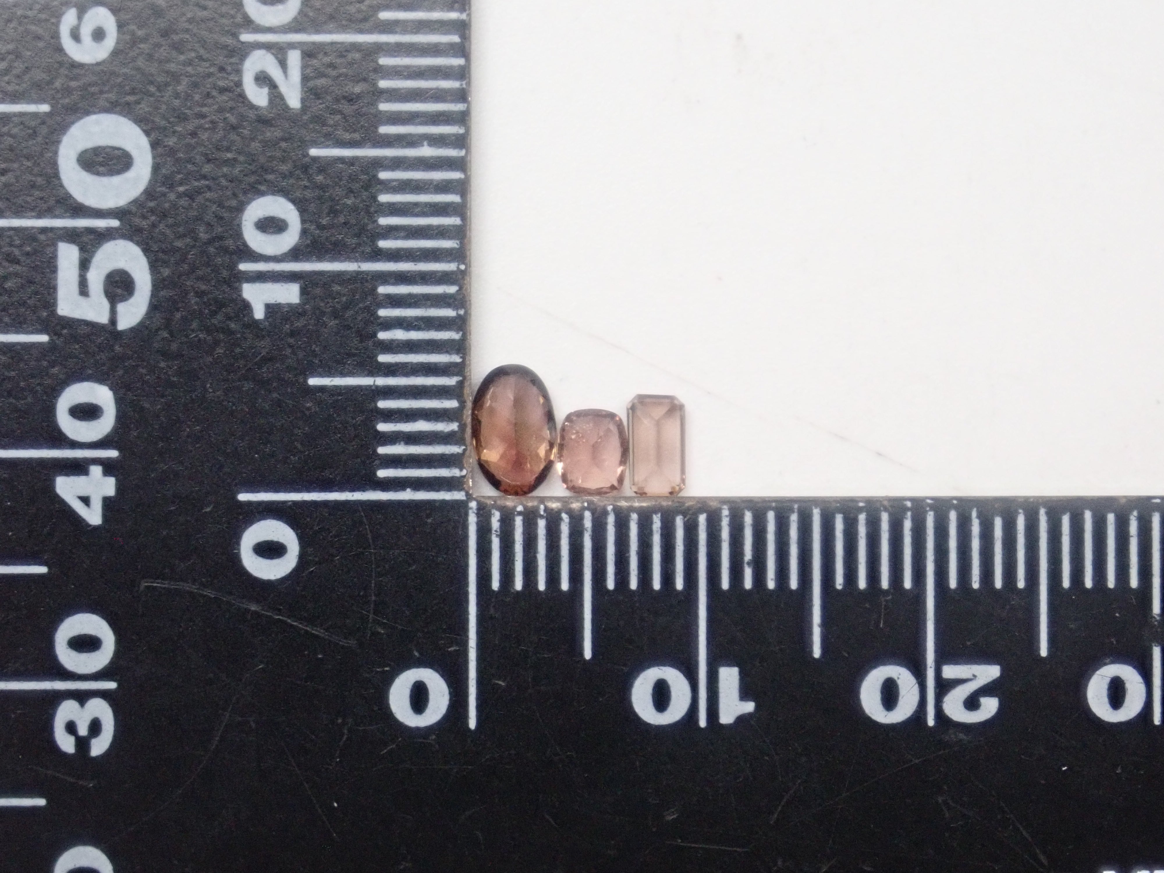 【1/4 22時販売】《限定12石》レアストーンガチャ💎ブラジル産パライバトルマリン0.22ct(ソーティング付)・ジンバブエ産ユークレース・モザンビーク産パライバトルマリン・ベニトアイト・アキシナイト・辰砂（シンシャ）《複数購入割引有》