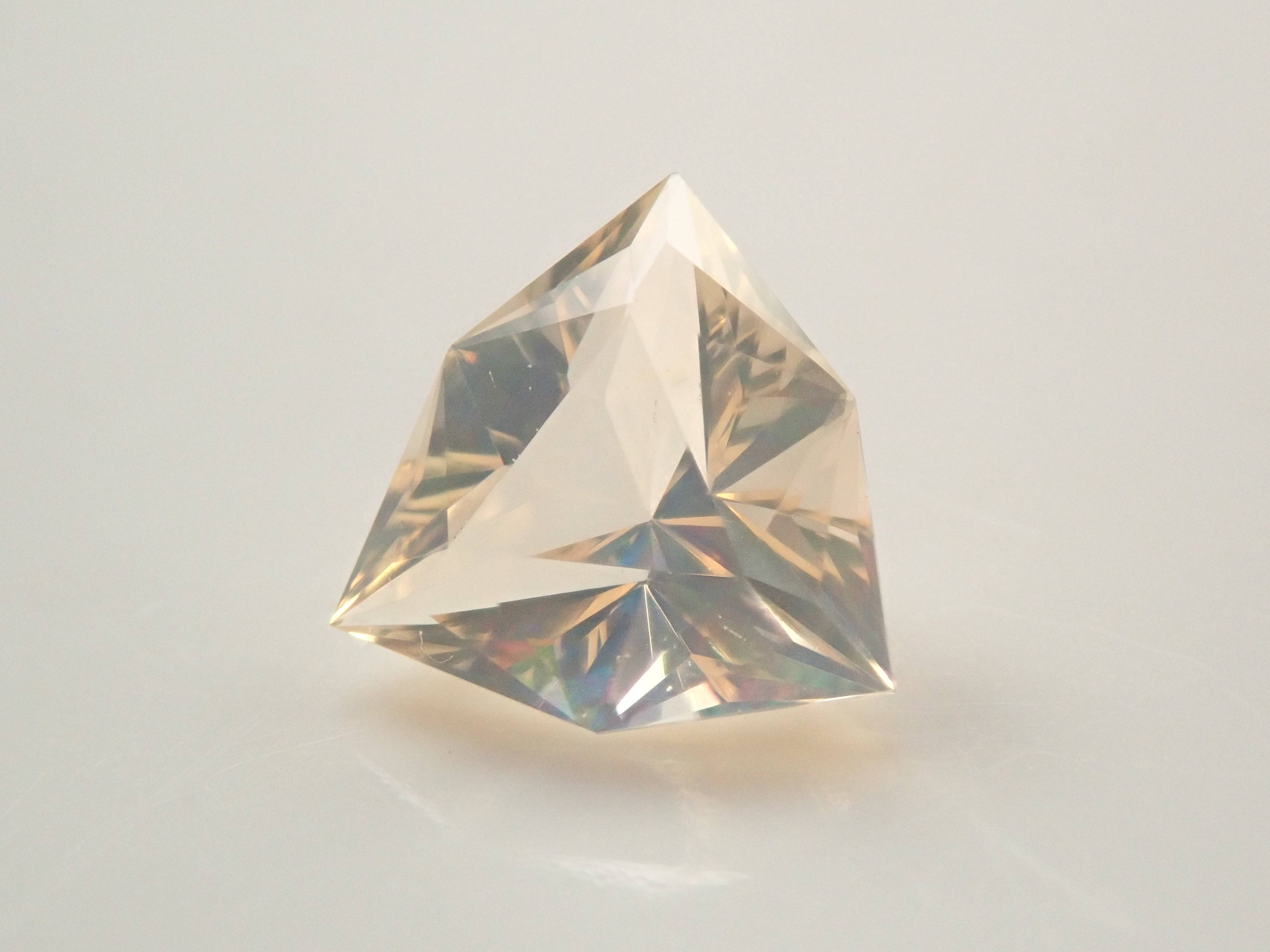 [12561478] Fire Opal (Faceted Cut) 0.401ct Loose Stone