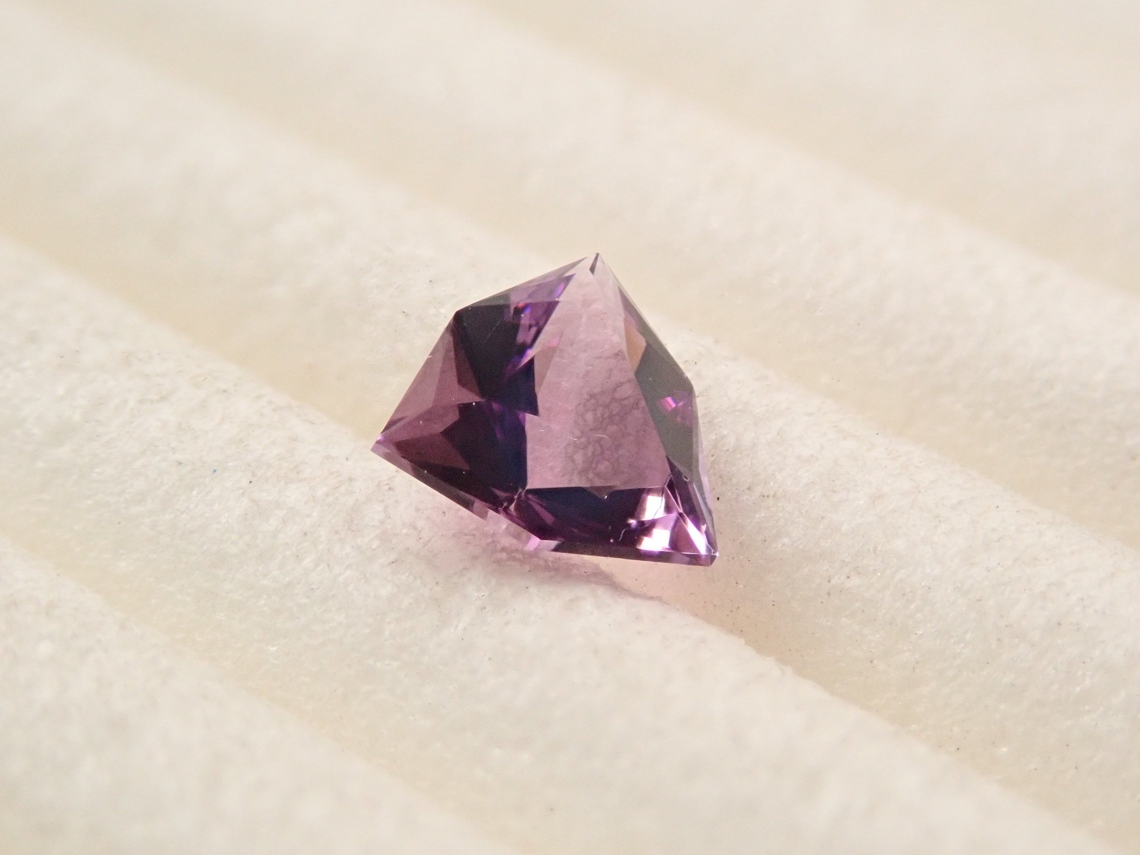 [12561477] Amethyst 0.256ct loose stone