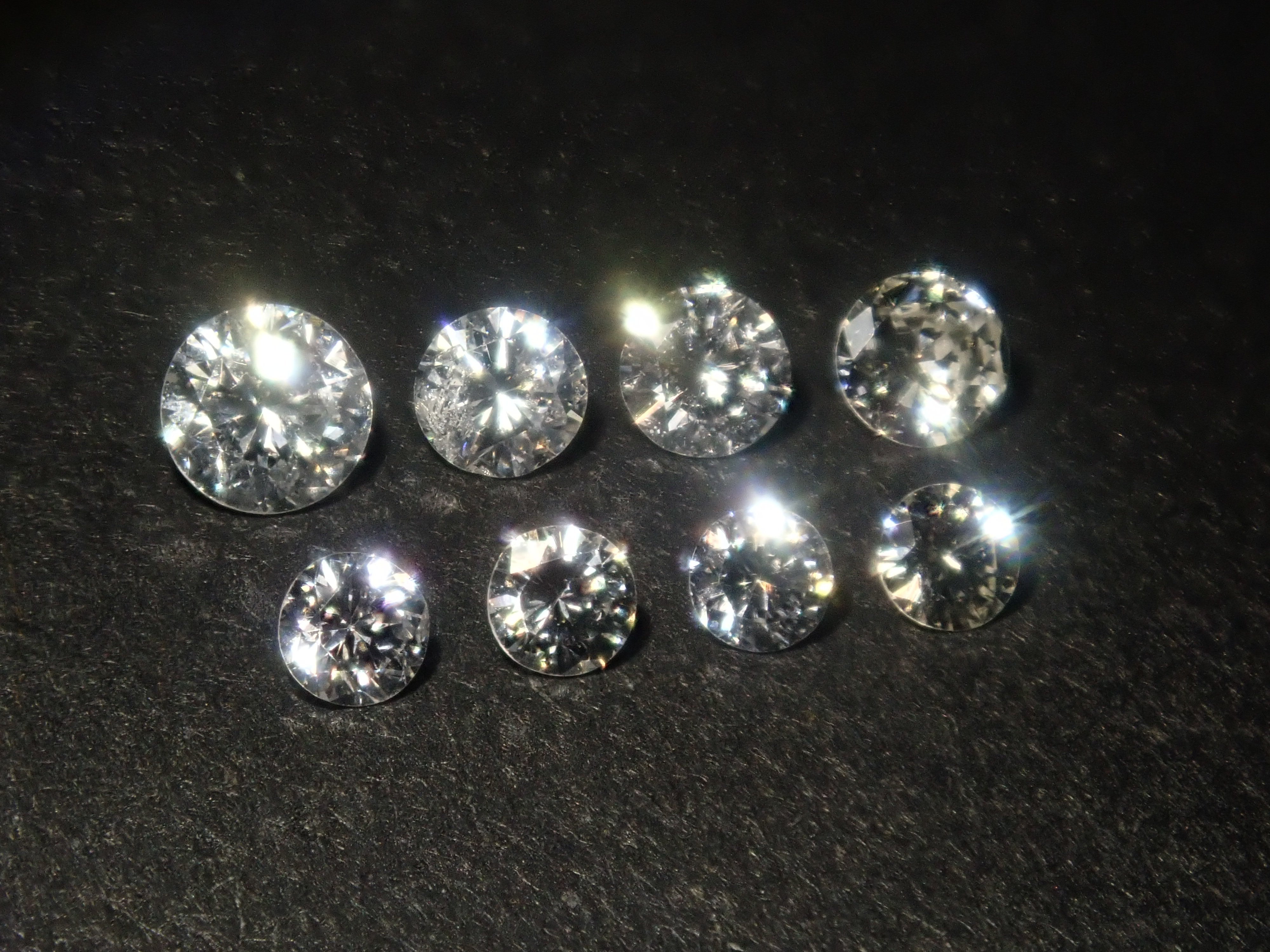 【1/9 22時販売】《限定10石》VVS-1/H&Cソーティング付など含むダイヤモンドガチャ《複数購入割引有》