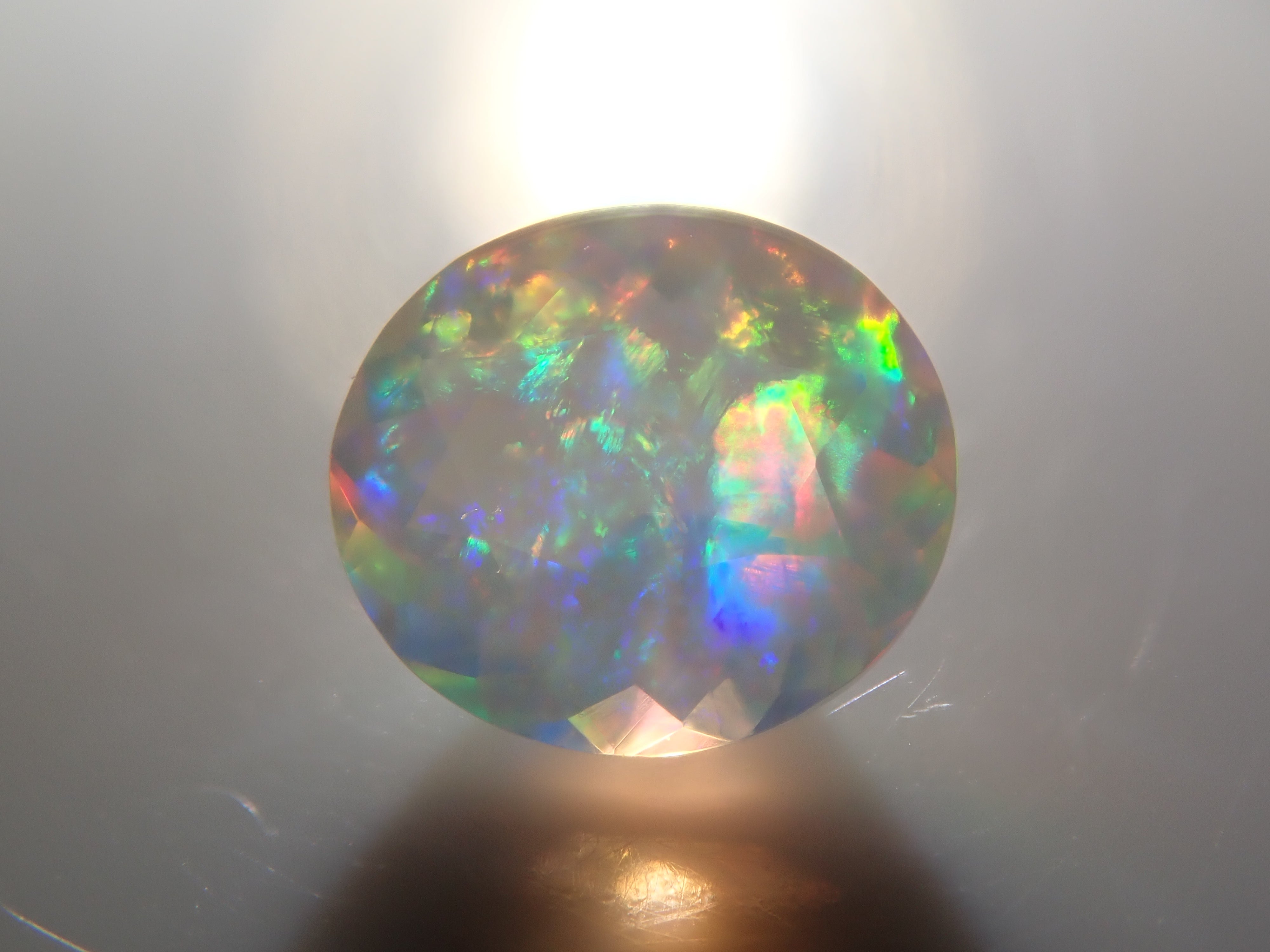 [12561479] Opal (faceted cut) 0.261ct loose stone
