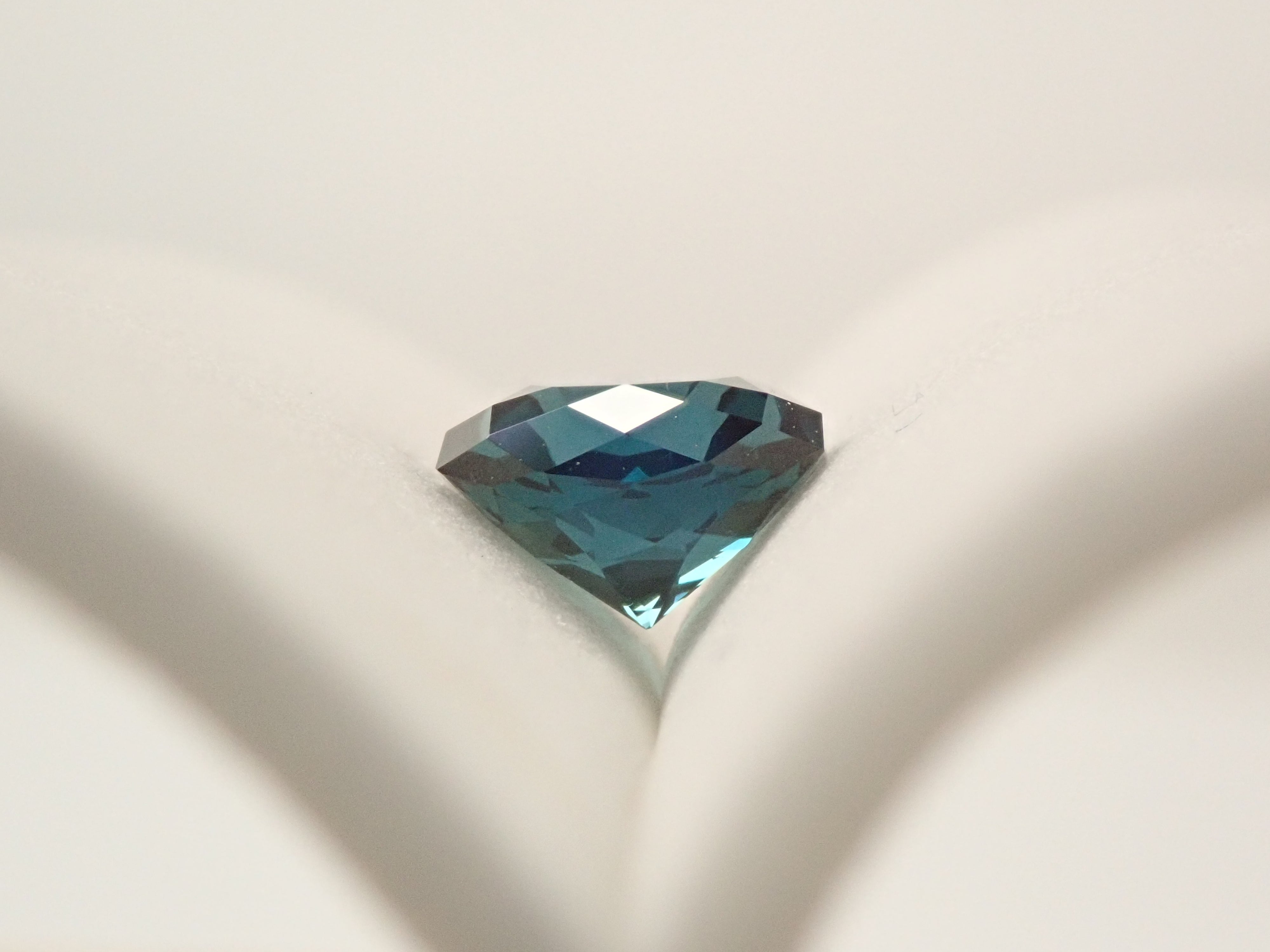 [12561447] Synthetic spinel 1.793ct loose stone