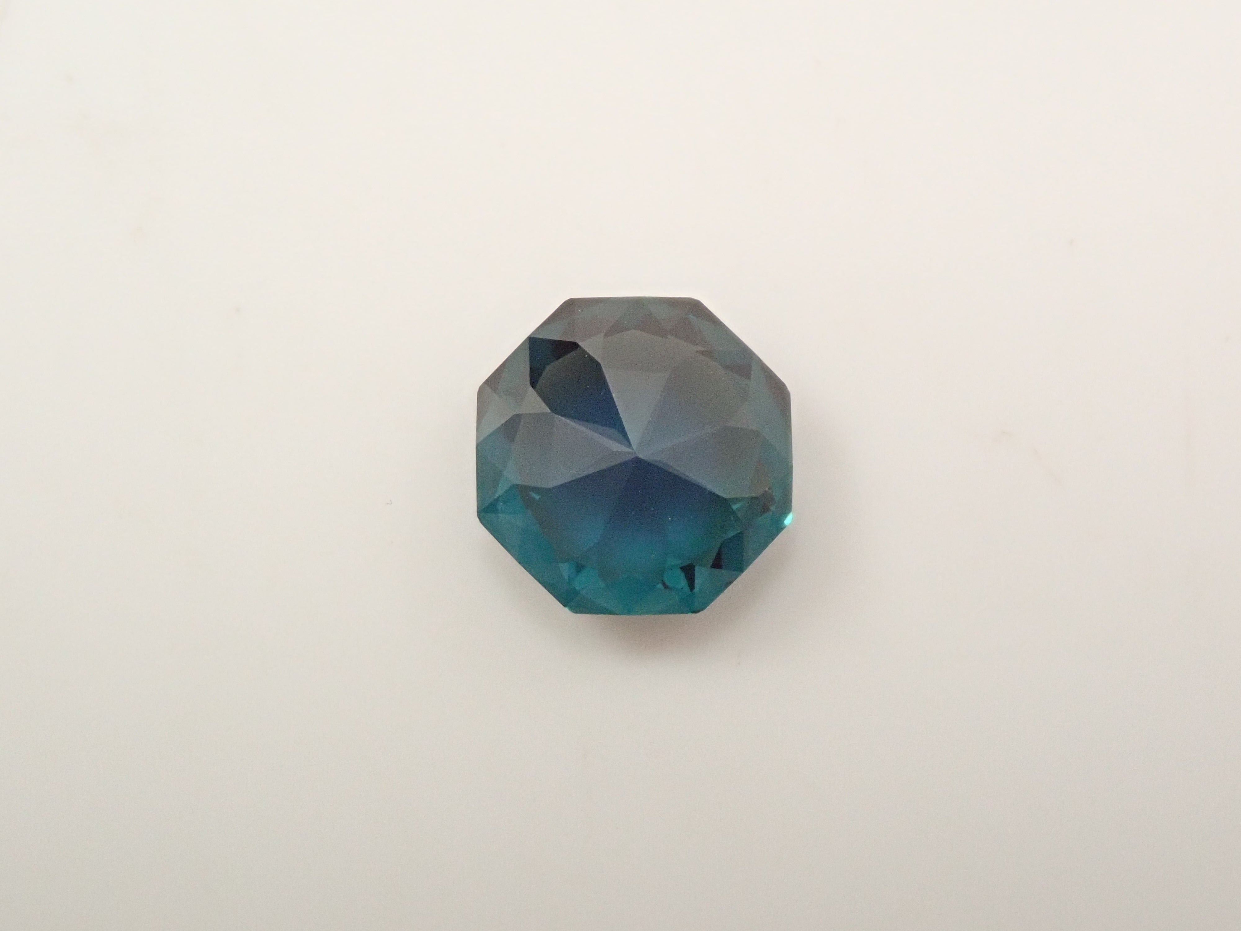 [12561447] Synthetic spinel 1.793ct loose stone