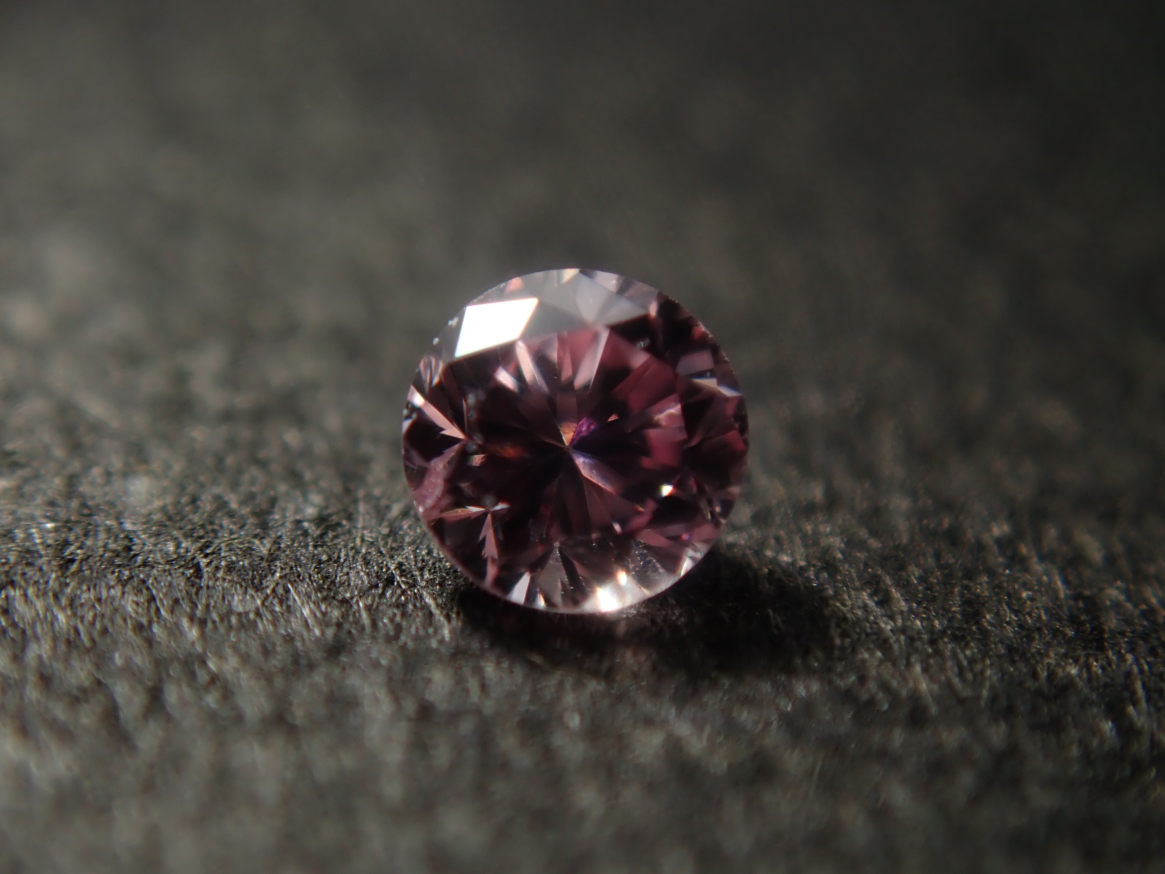 【1/18 22時販売】《限定16石》FANCY PURPLISH PINK/SI-1/含むピンクダイヤモンドガチャ《複数購入割引有》