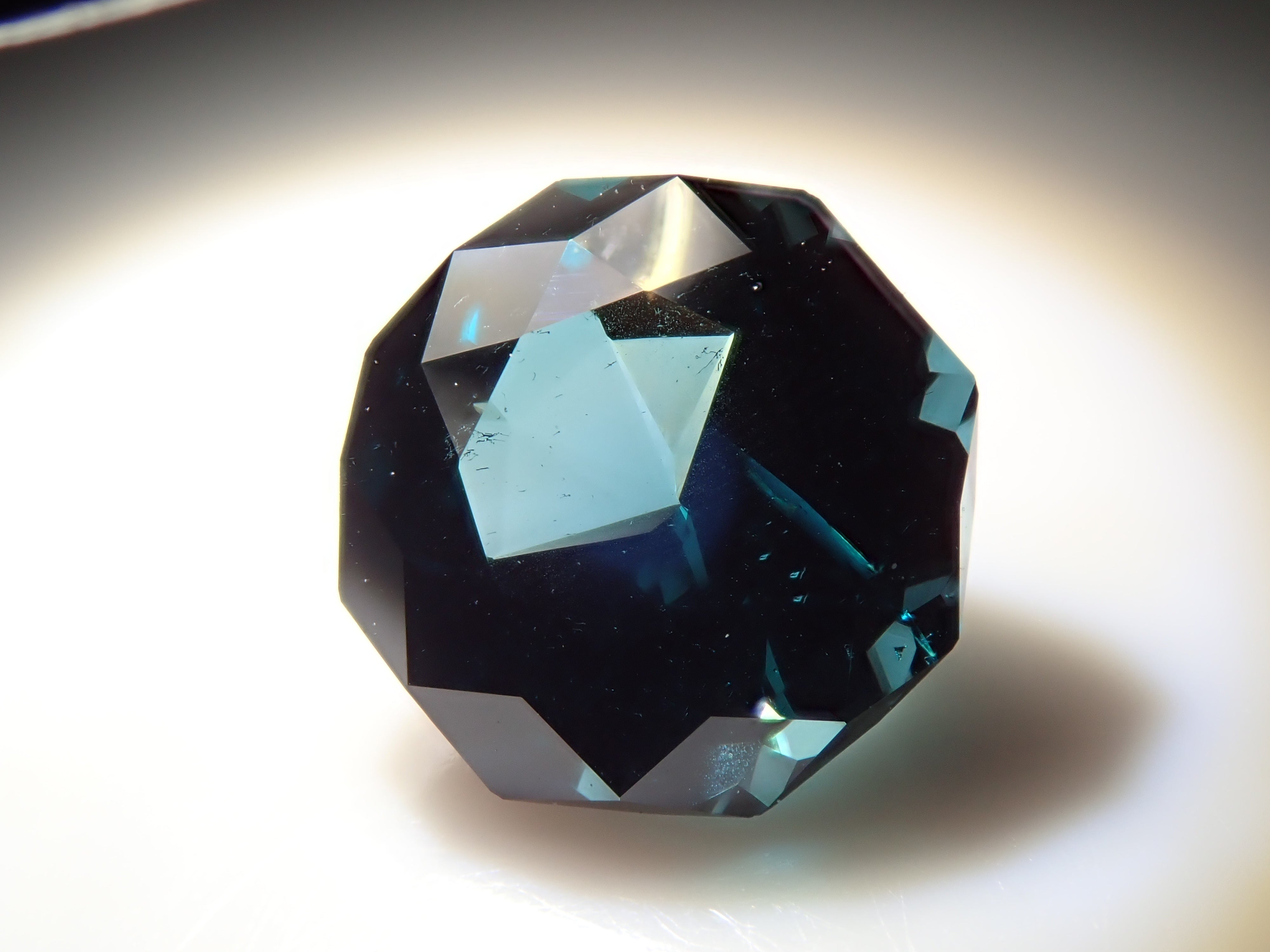 [12561447] Synthetic spinel 1.793ct loose stone
