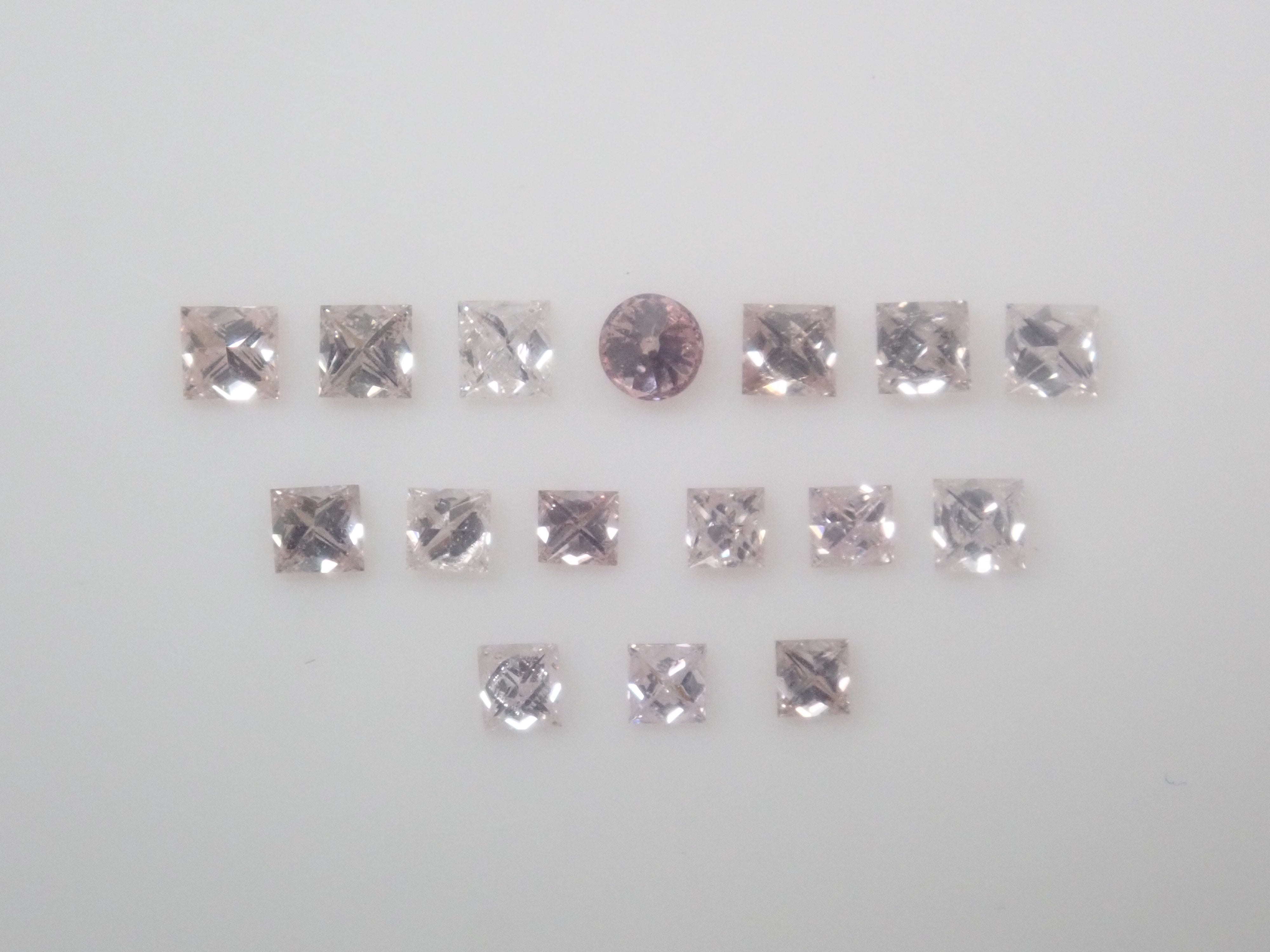 【1/18 22時販売】《限定16石》FANCY PURPLISH PINK/SI-1/含むピンクダイヤモンドガチャ《複数購入割引有》