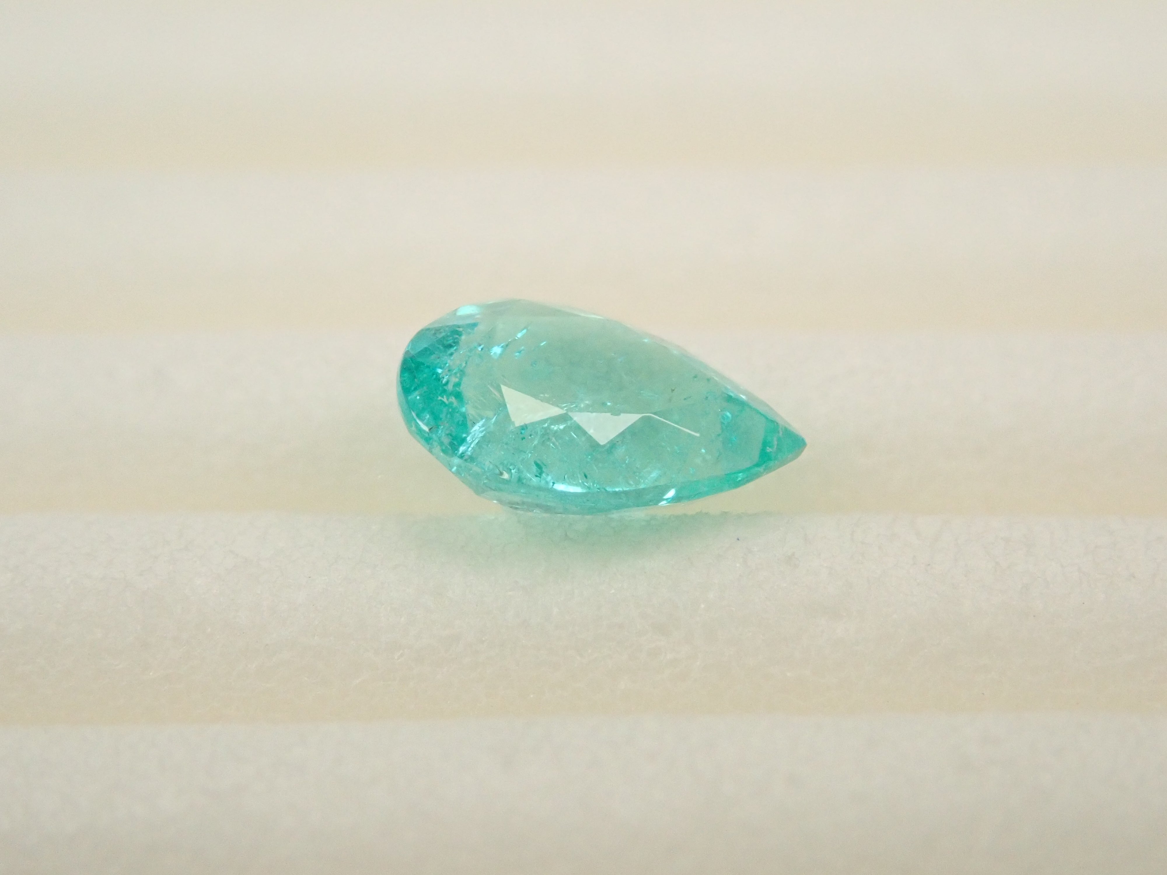 【1/9 22時販売】ブラジル産パライバトルマリン 0.361ctルース（CuO:1.0%,MnO:3.6%）