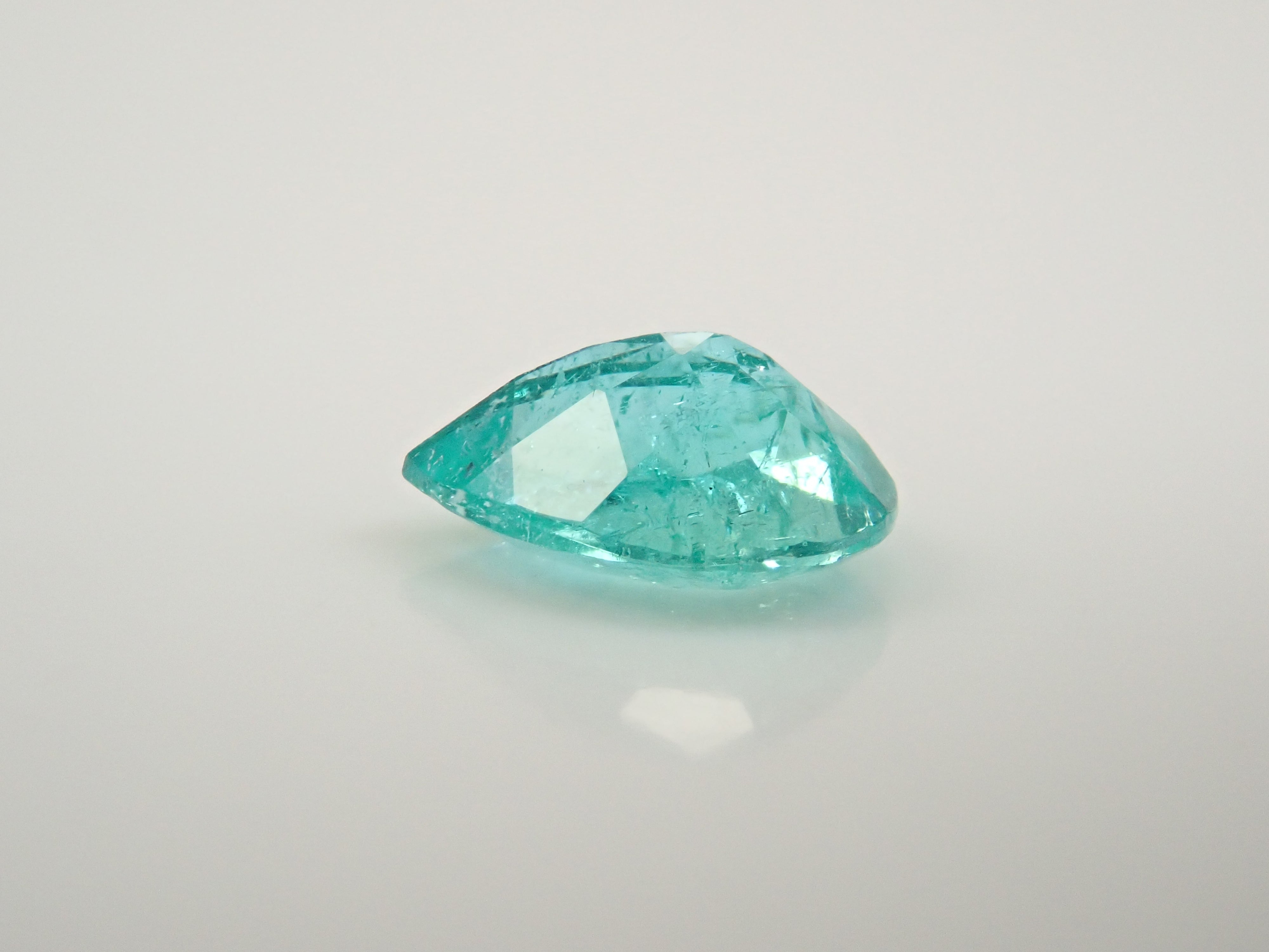 【1/9 22時販売】ブラジル産パライバトルマリン 0.361ctルース（CuO:1.0%,MnO:3.6%）